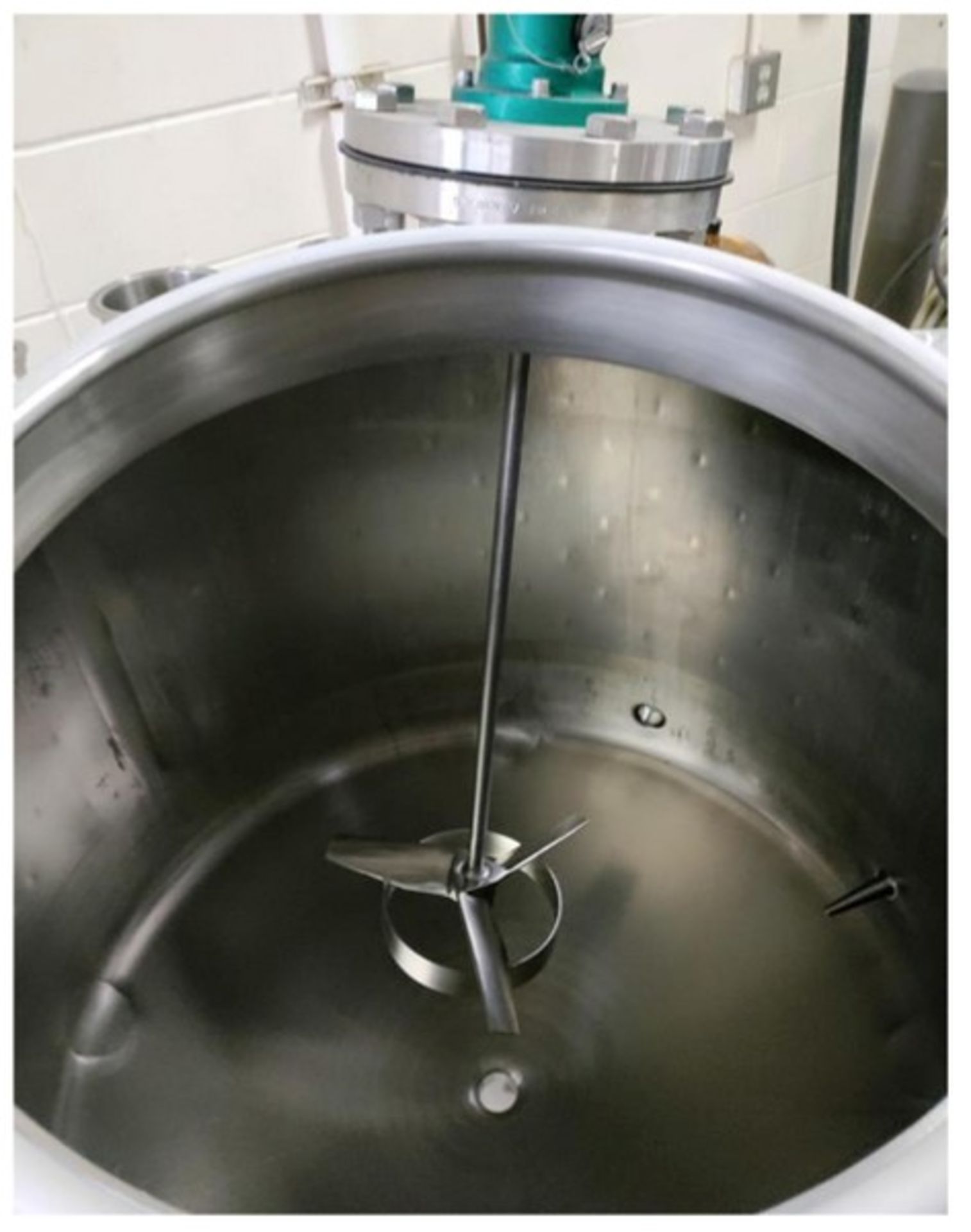 DCI 150 Gal. S/S Mixing Kettle, with 55 PSI Steam Jacket, with Lightnin Mixer, Mounted on Portable - Image 4 of 6