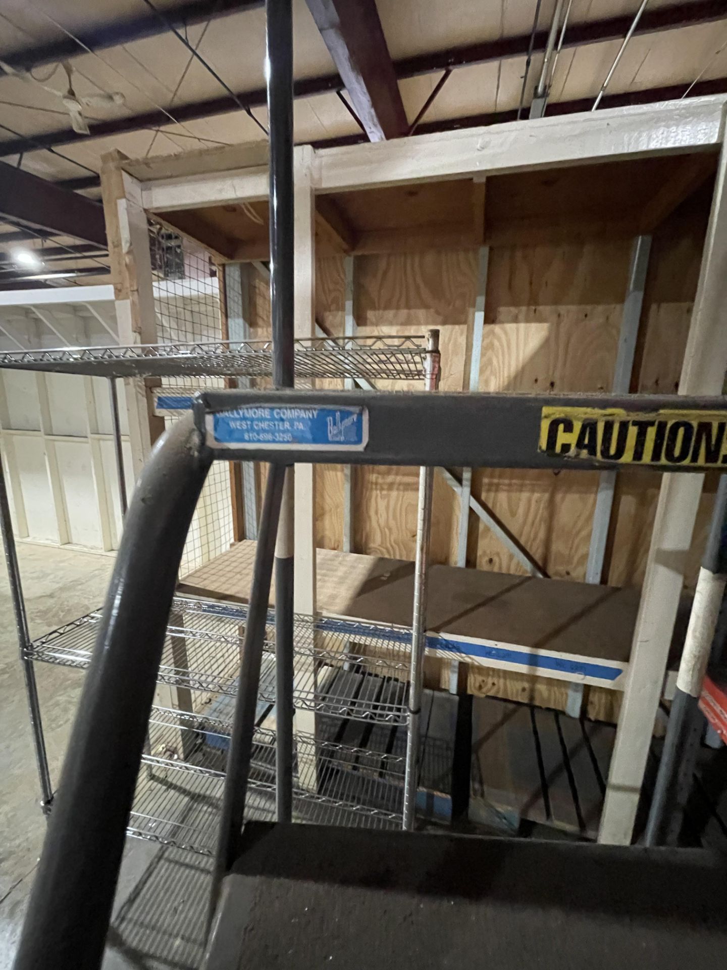 BALLYMORE 7-STEP PORTABLE LADDER, APPROX. 67" TO TOP STEP Rigging, Handling, Site Management and - Image 2 of 3