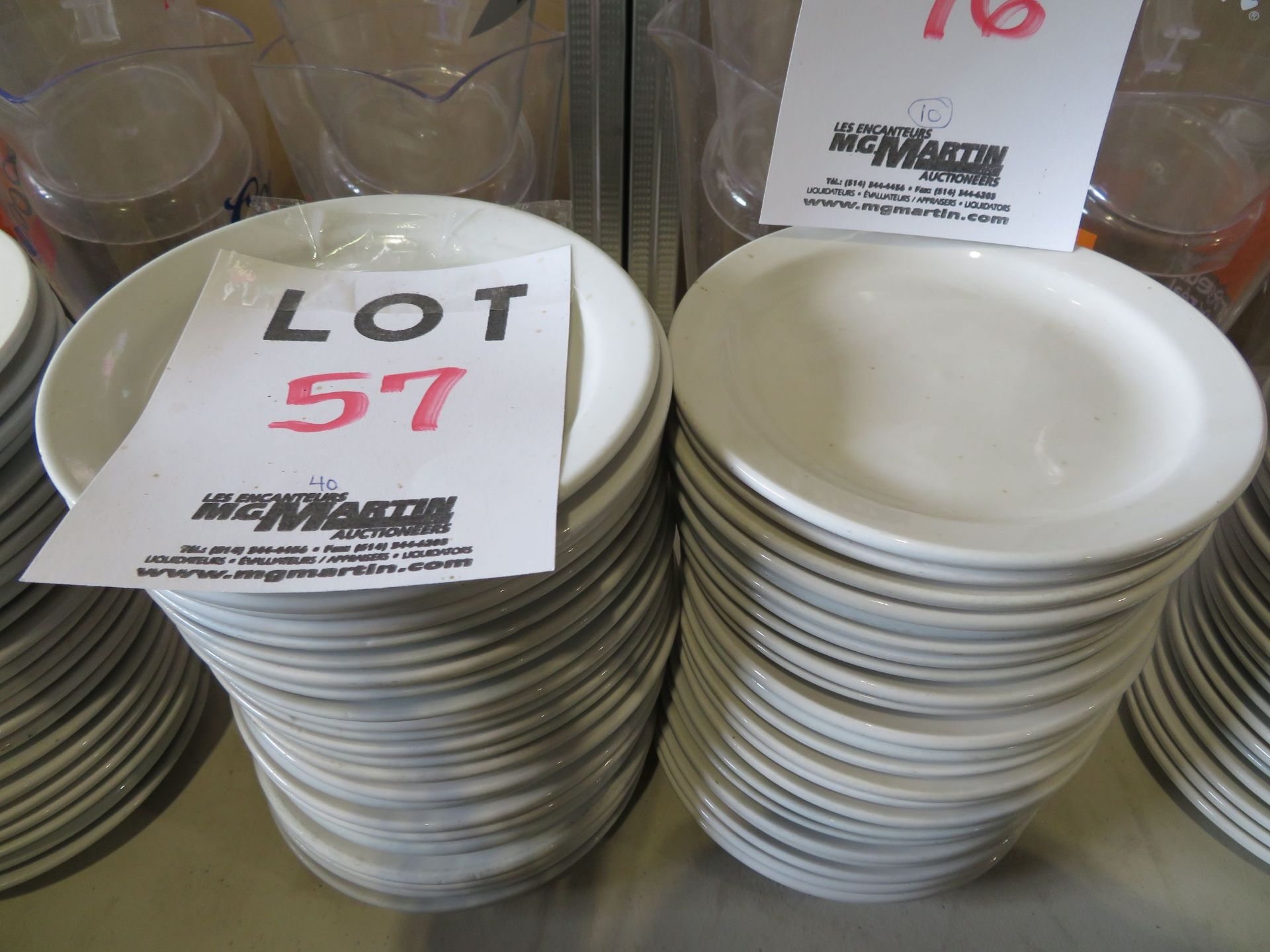 LOT including round plates 6 1/2" (40)