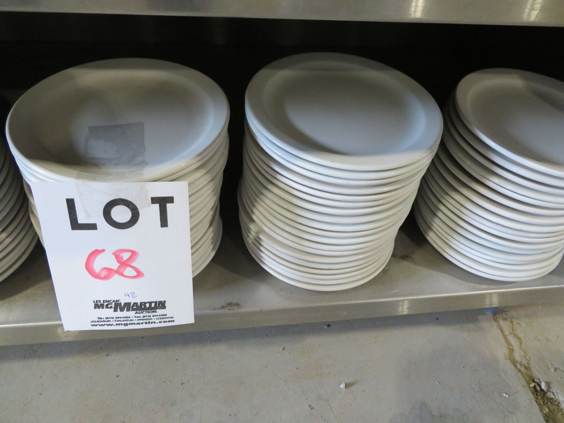 LOT including round plates 7 1/4" (48)