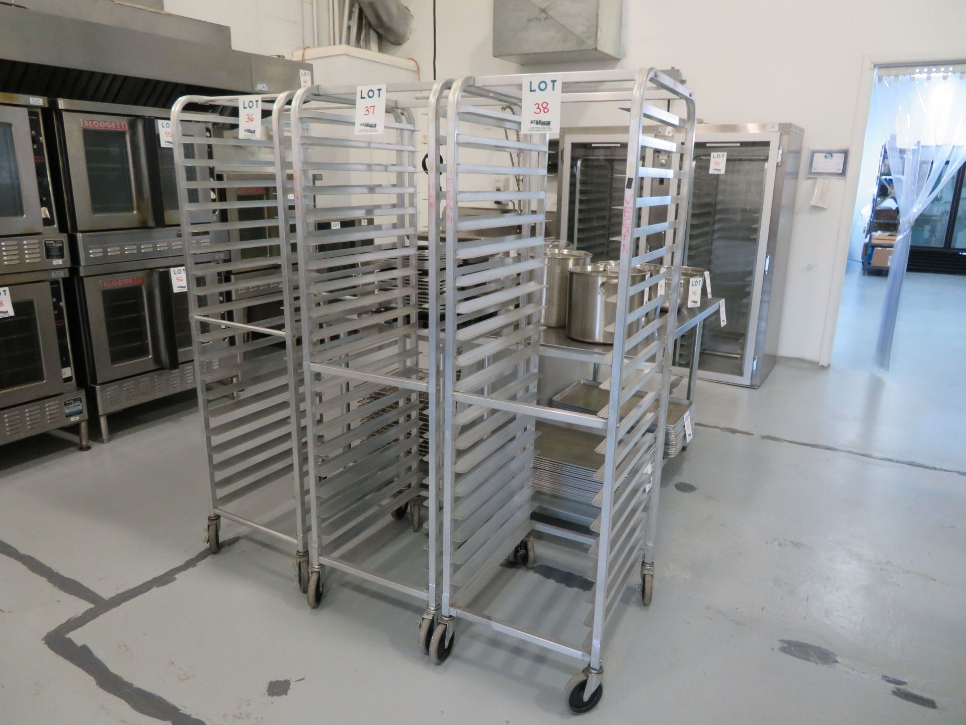 Pan rack on wheels approx. 20"w x 69"h x 26"d