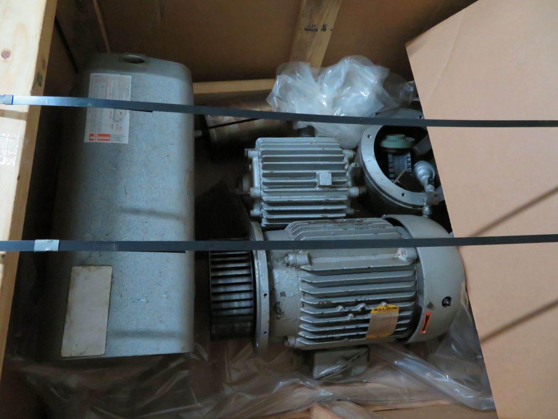 BUSCH vacuum pump - Image 2 of 3