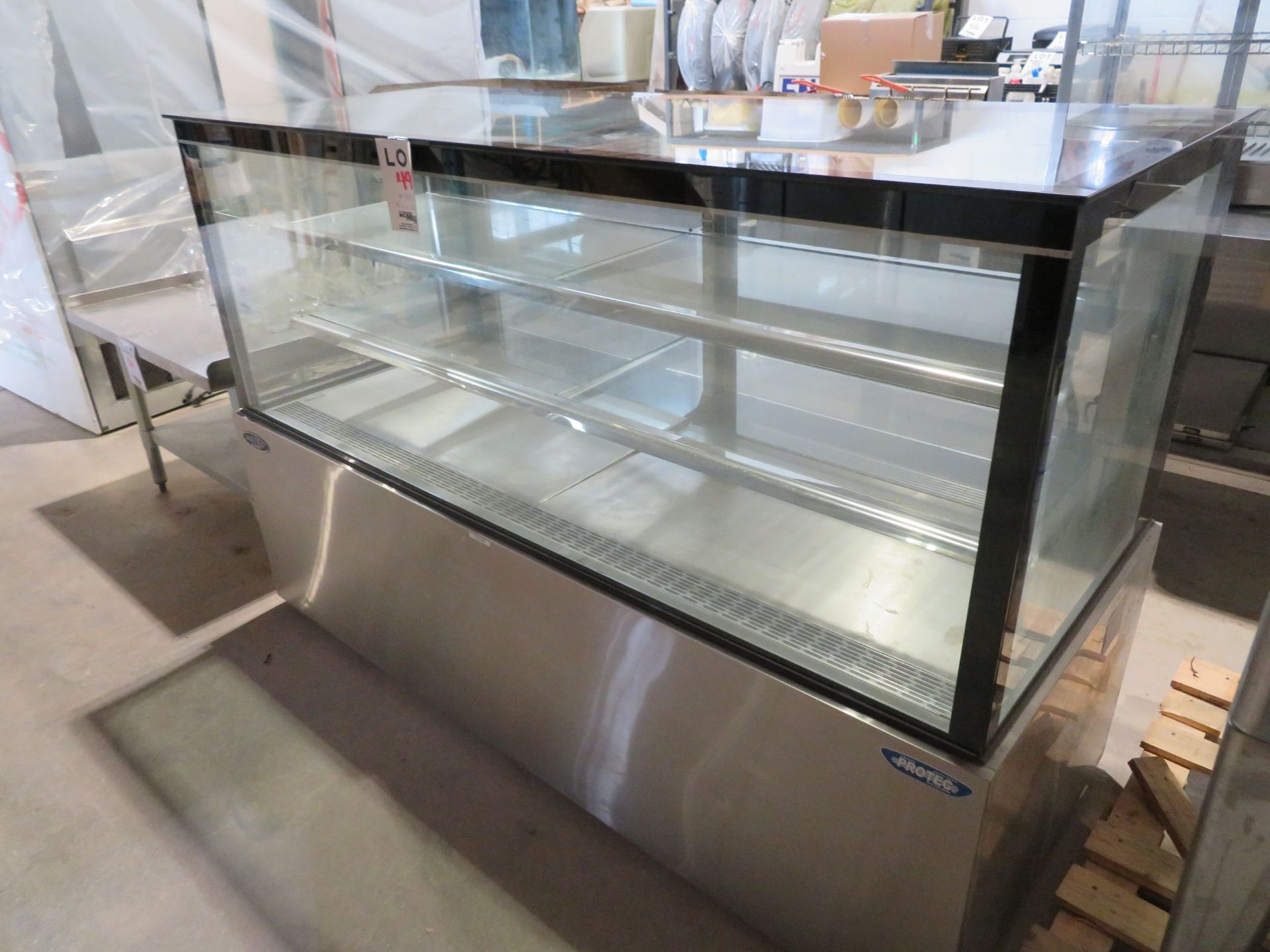 MATKO glass refrigerated display counter approx. 70"w x 28.5"d x 47"h - Image 2 of 4