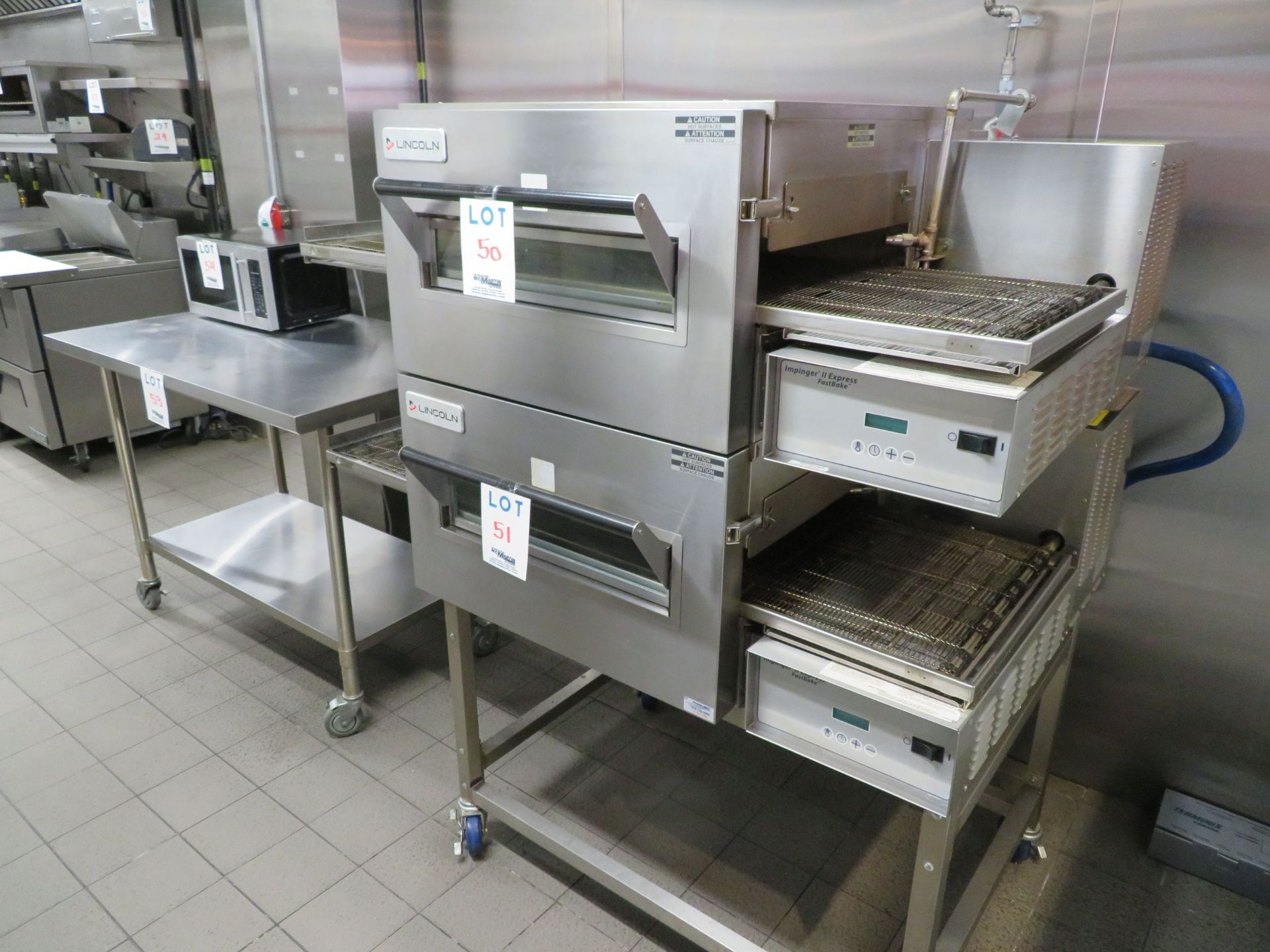 LINCOLN stainless steel pizza gas oven with conveyor (18"wide x 53" length), Mod: 1116-000- - Image 8 of 8