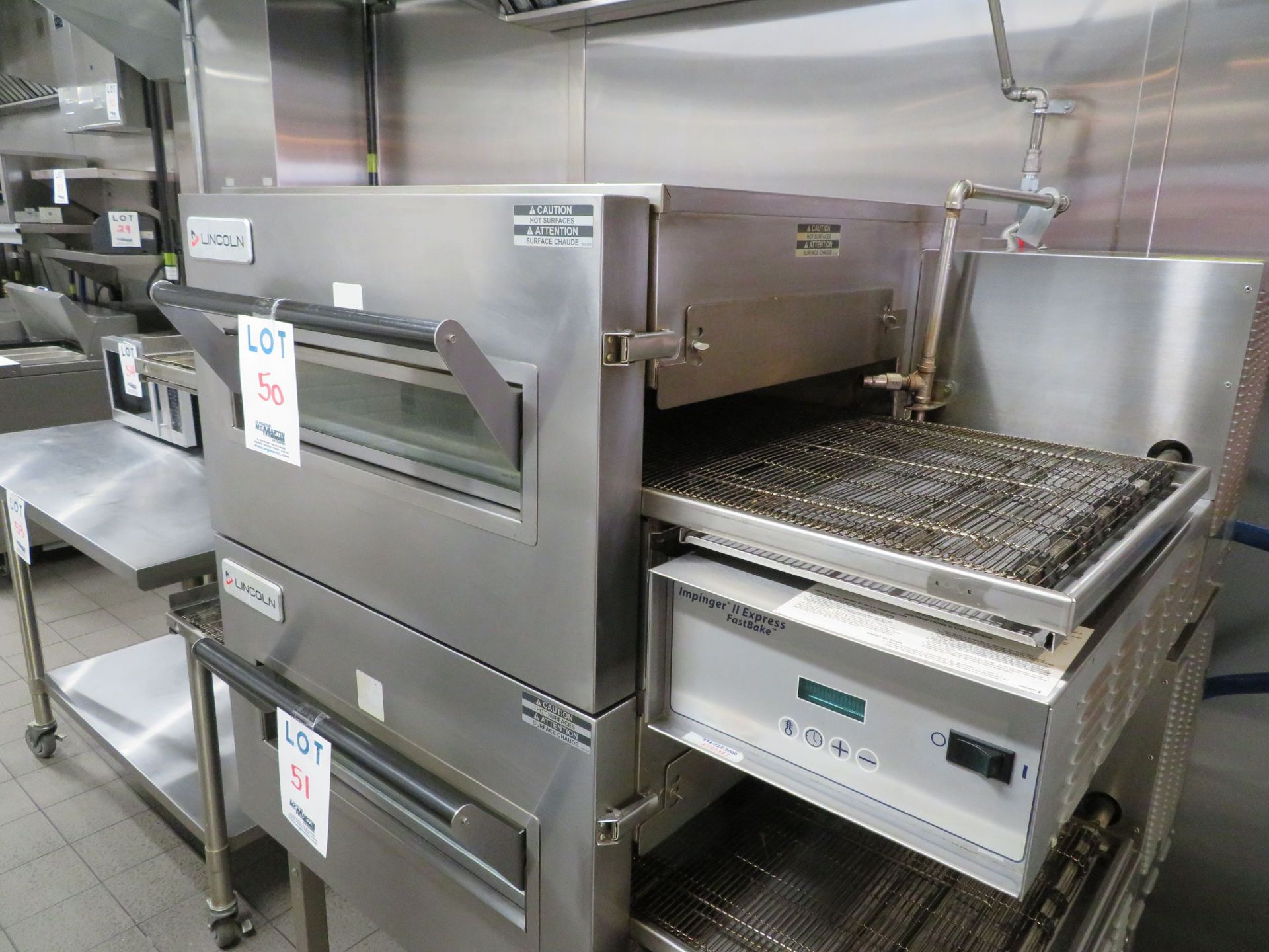 LINCOLN stainless steel pizza gas oven with conveyor (18"wide x 53" length), Mod: 1116-000- - Image 2 of 6