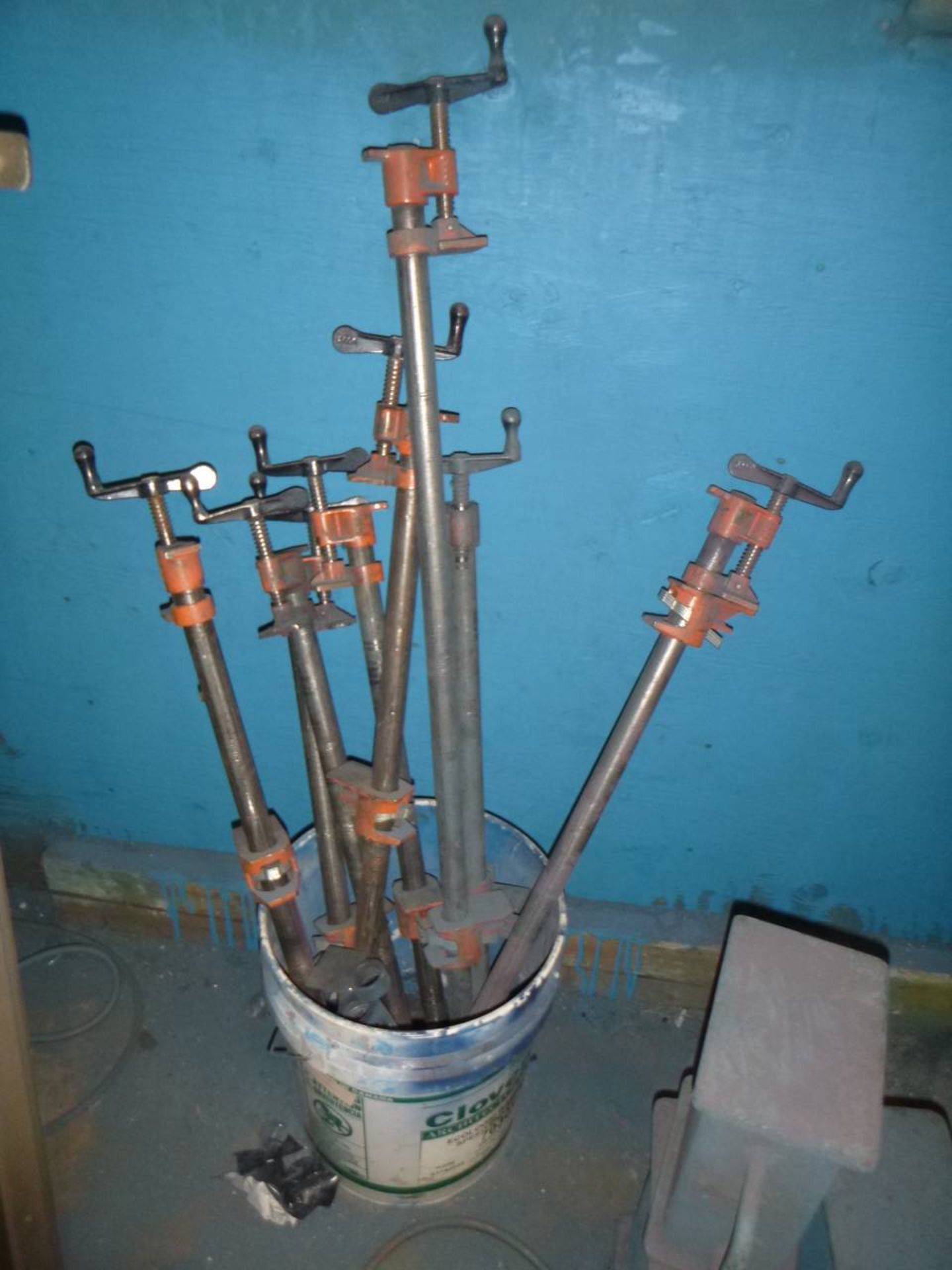 Lot of pipe clamps