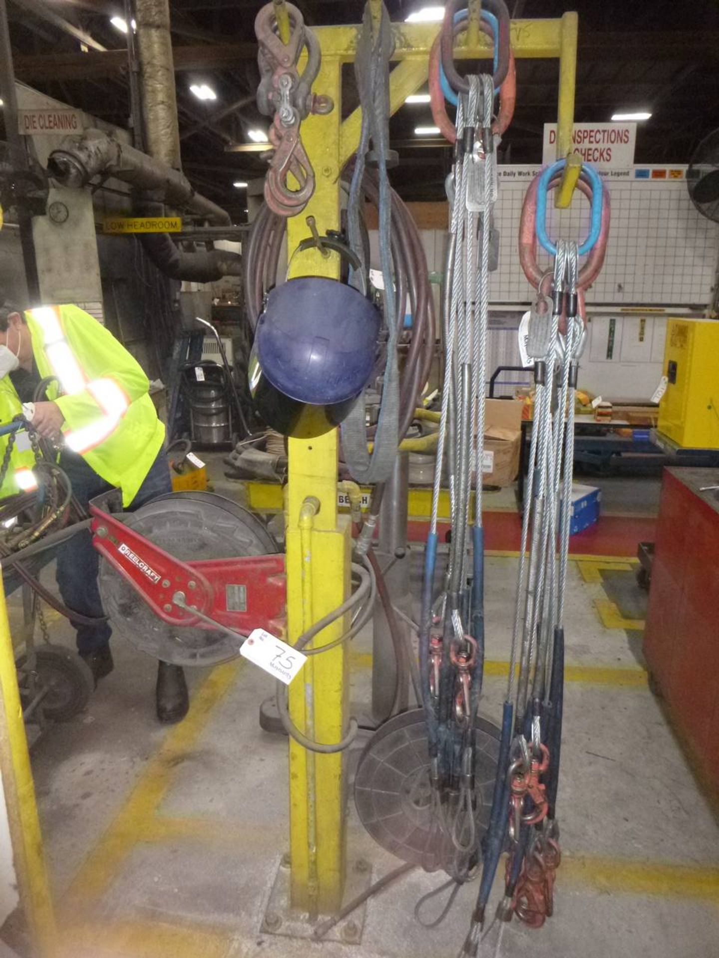 Steel rig stand with 2 hose reels