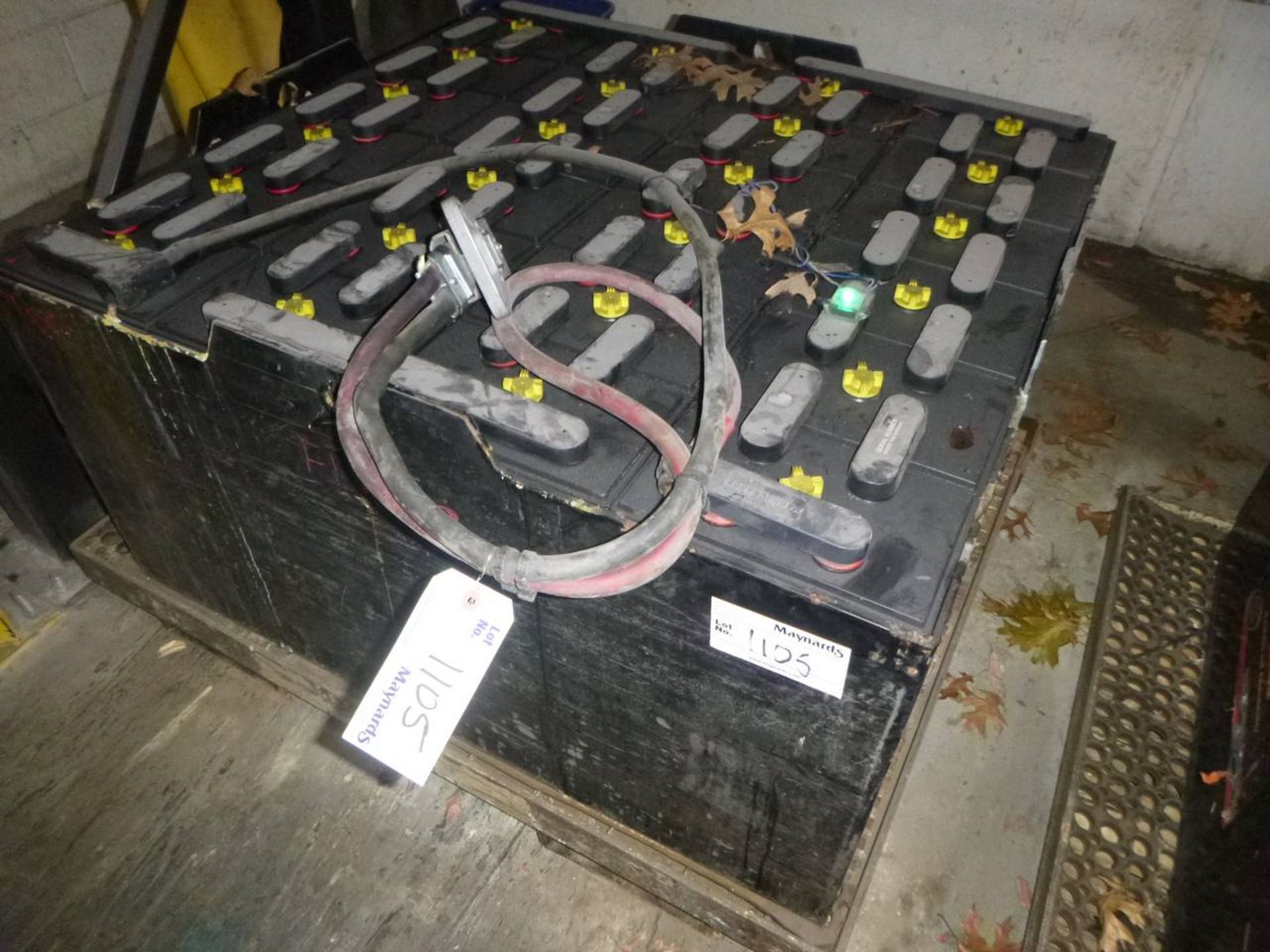 Forklift battery