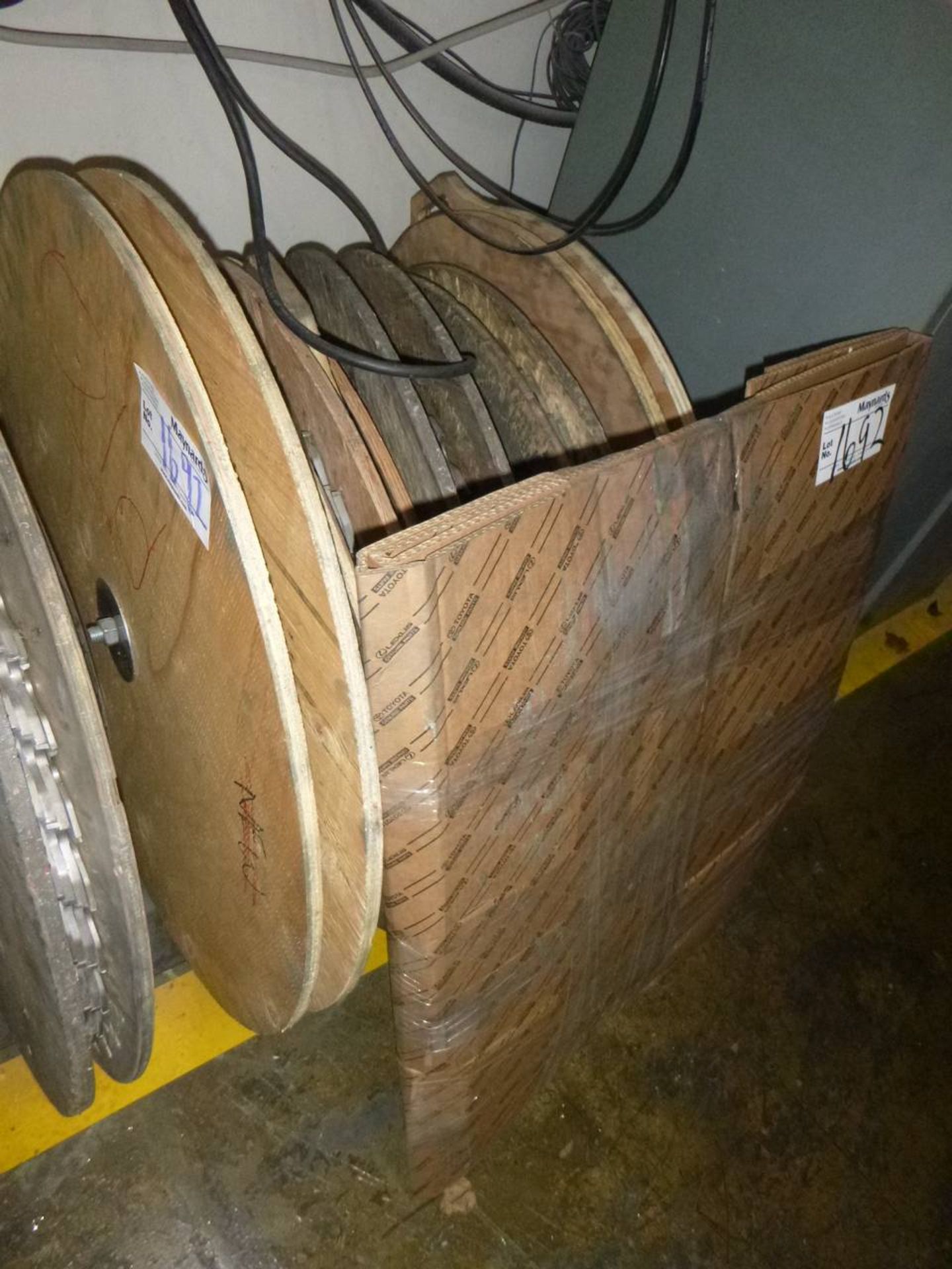 Lot of 24" riser saw blades