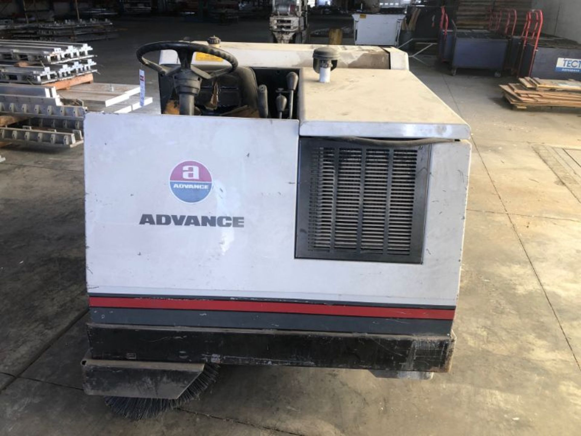 Advance Model Retriever 5100 Floor Sweeper, S/N 481726 - Image 2 of 5