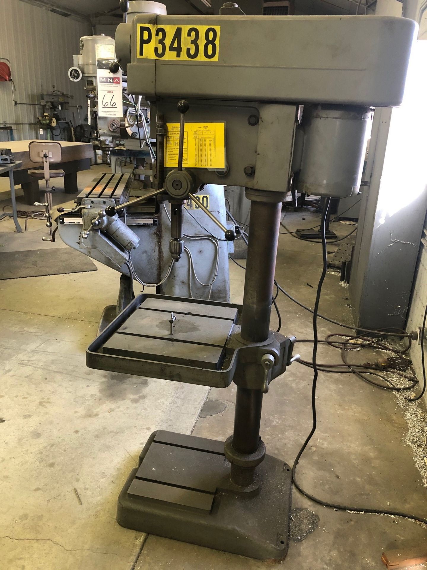 Clausing Model 2276 20" Pedestal Drill, S/N 520313, " x 18" Table - Image 2 of 4