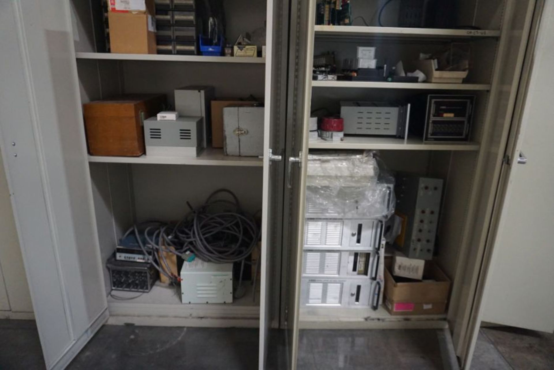 2 Door Metal Cabinets w/ Test Equipment - Image 4 of 5