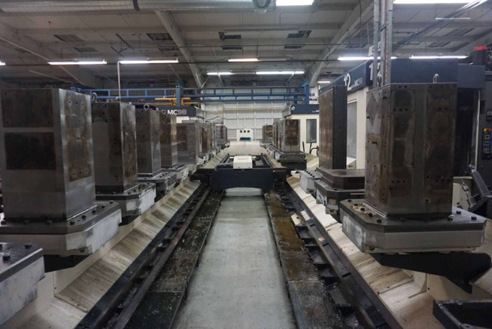 Makino (28) Pallet System *Will be sold as a system or by the piece upon review of highest bid.* - Image 4 of 5