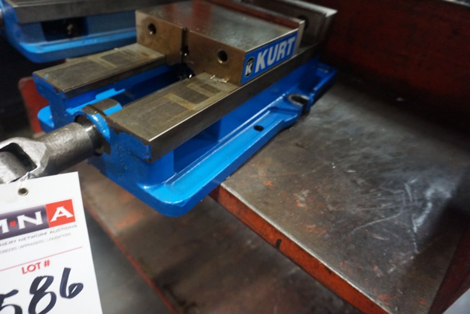 Kurt 6'' Mill Vise - Image 4 of 4