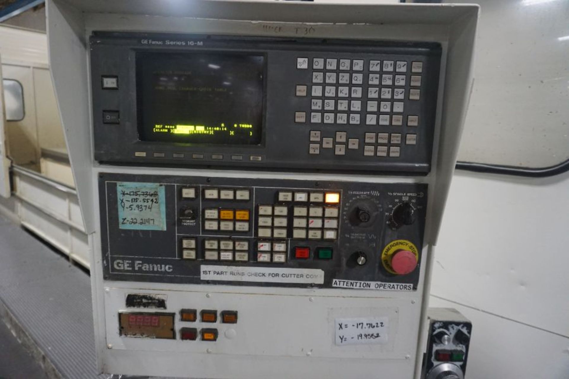 Komo VMC-180, Fanuc 16M, 180" x 24" x 22" travels, 10k RPM, CT40, 30 ATC, s/n 9996-03-01-97, New - Image 5 of 8