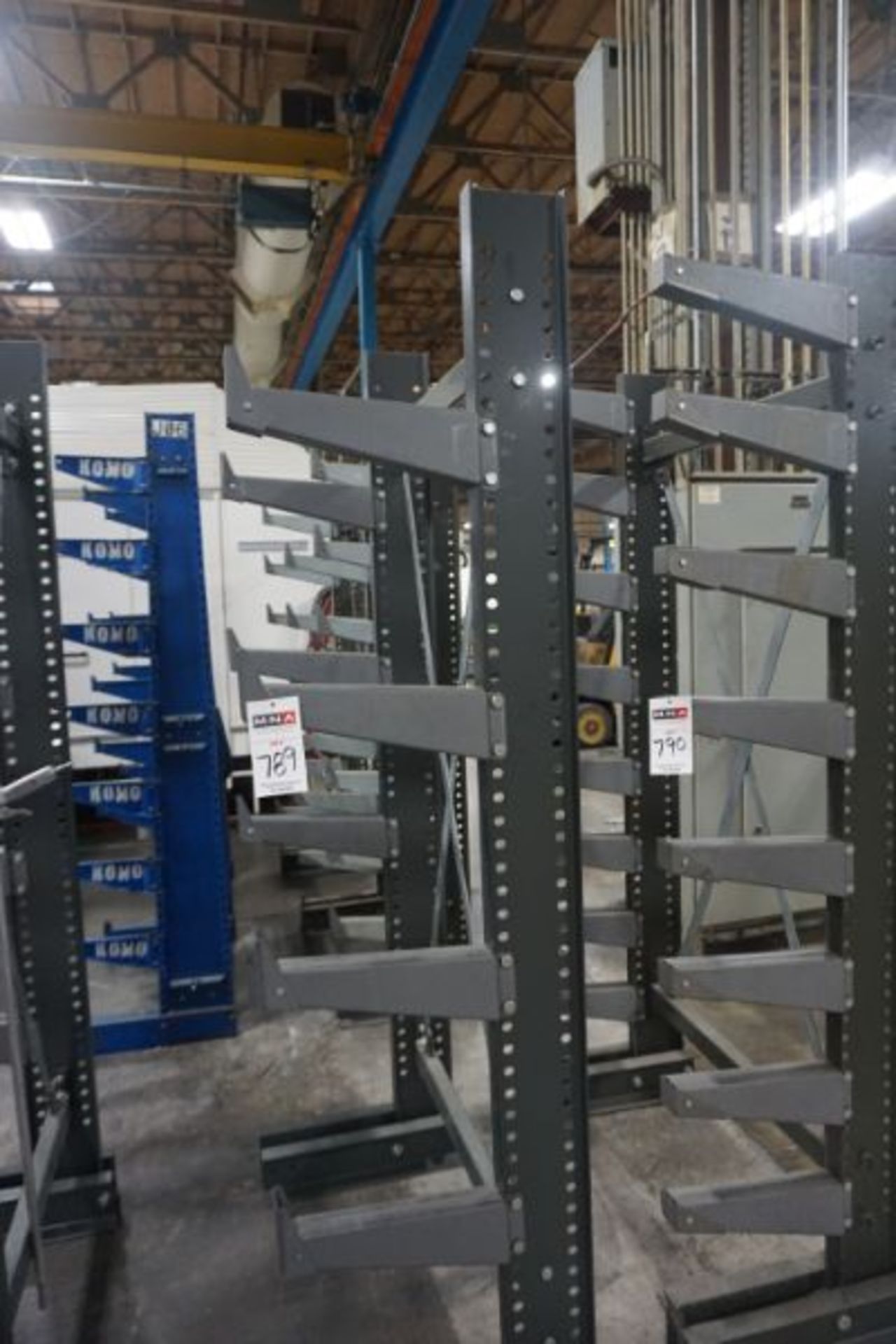 Single Sided Light Weight Cantilever Rack
