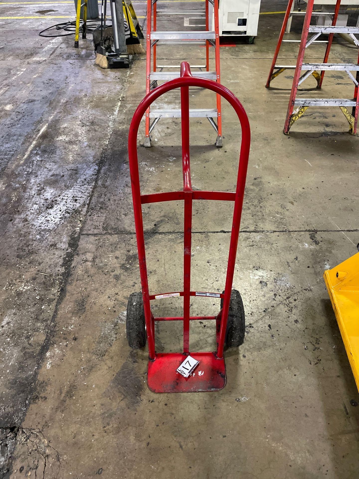 Milwaukee 800lb Capacity Red Steel Heavy Duty Hand Truck, M/N- 70019 - Image 3 of 3