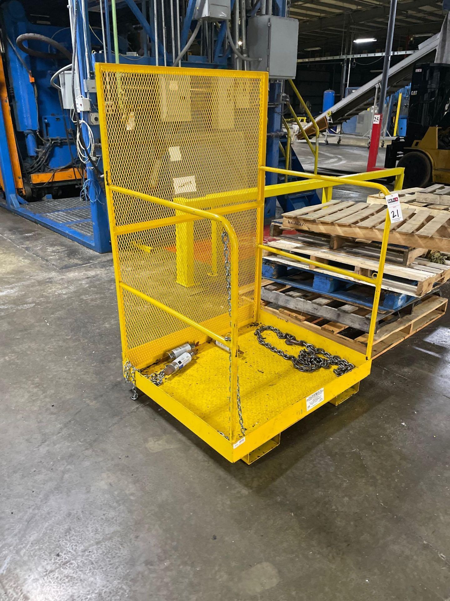 Gillis-Jarke Forklift Work Platform, M/N- FWP36, 1000lb-Max Weight Capacity, 36in x 42in Platform De - Image 2 of 3