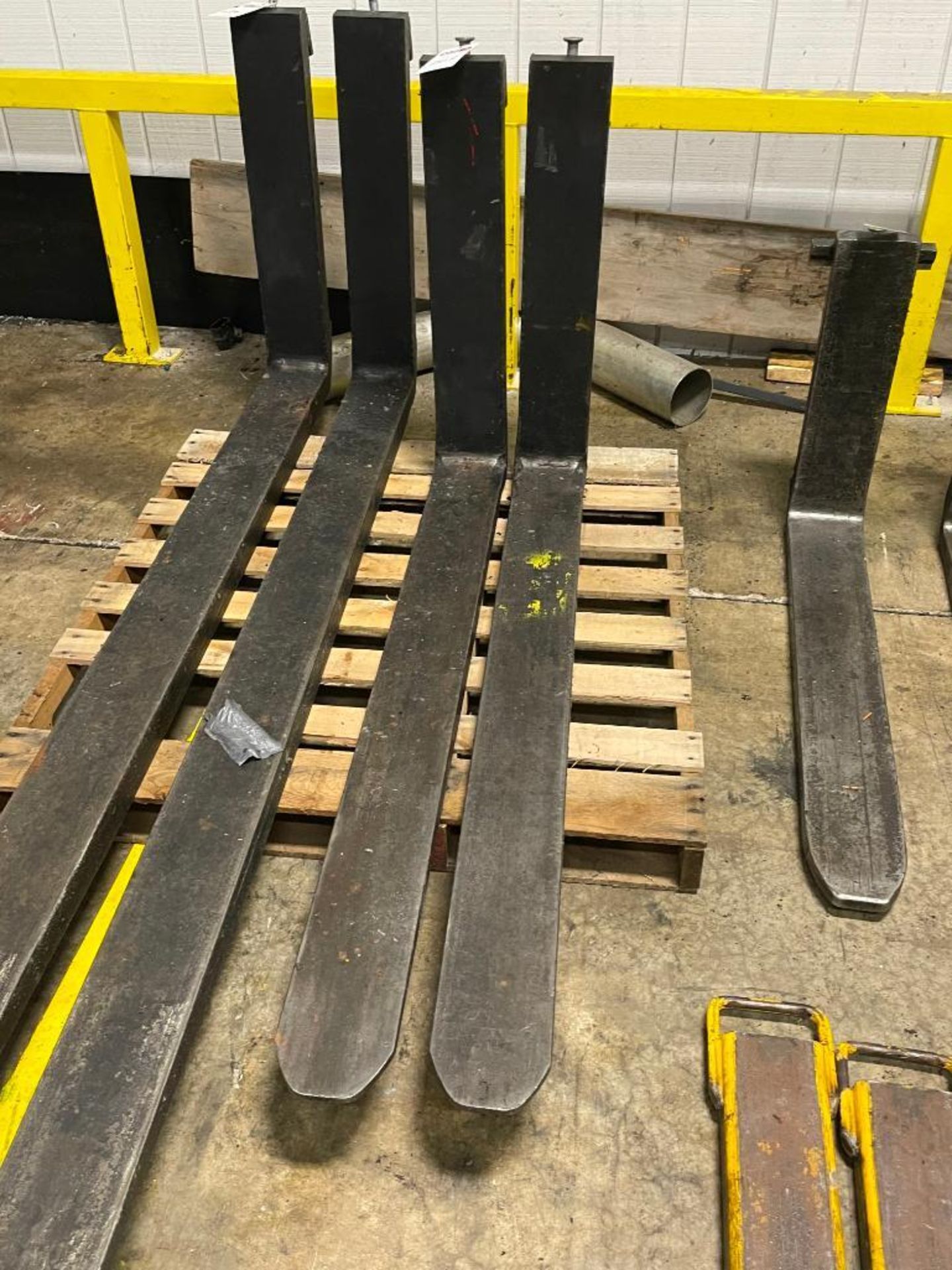 60'' Set of Forks - Image 2 of 2