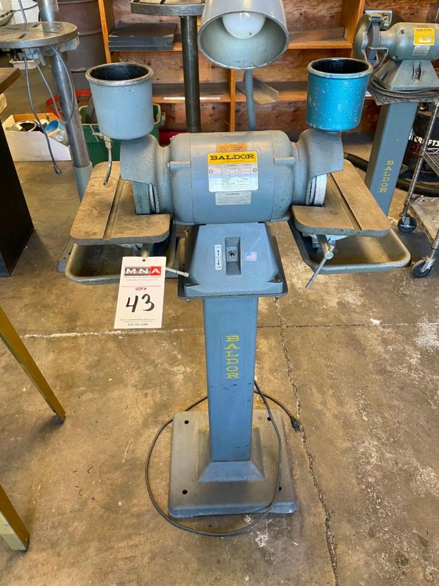 Baldor Double End Grinder 1/2HP, s/n F190