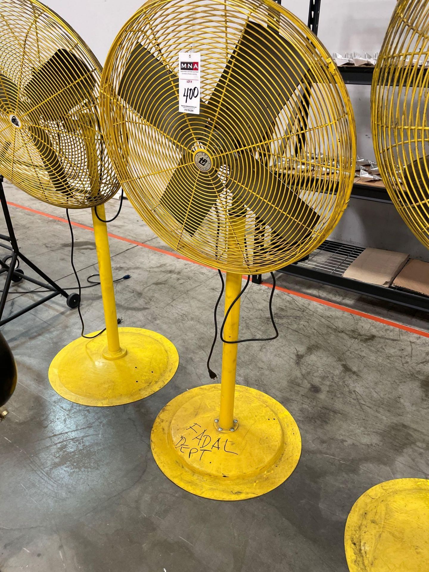 32" TPI Shop Fan - Image 2 of 4