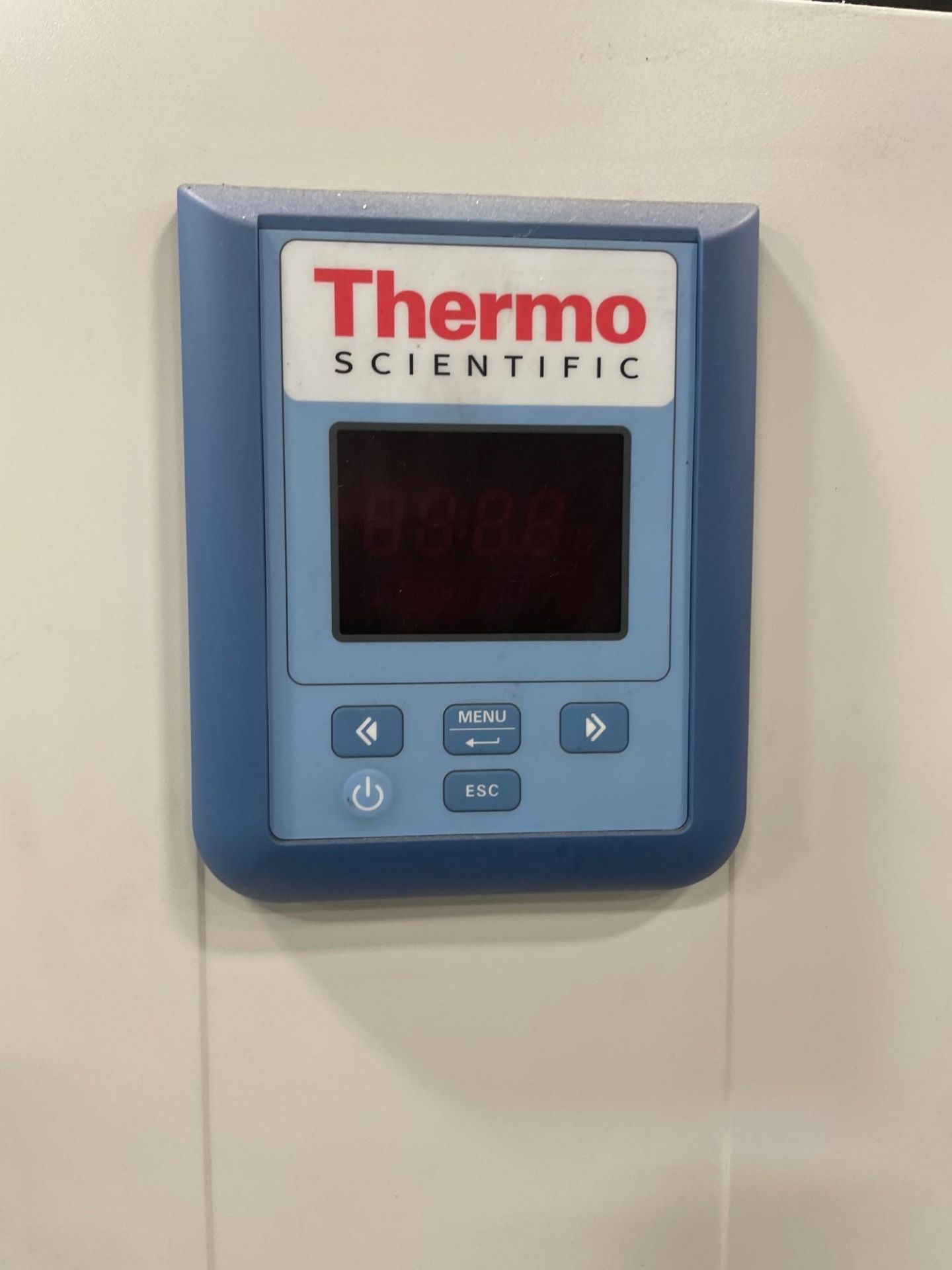 Thermo Scientific Heratherm OGS810 Laboratory Oven, 6.2 Cu. Ft., 250 Deg. C, s/n 42068232, New 2016 - Image 2 of 5
