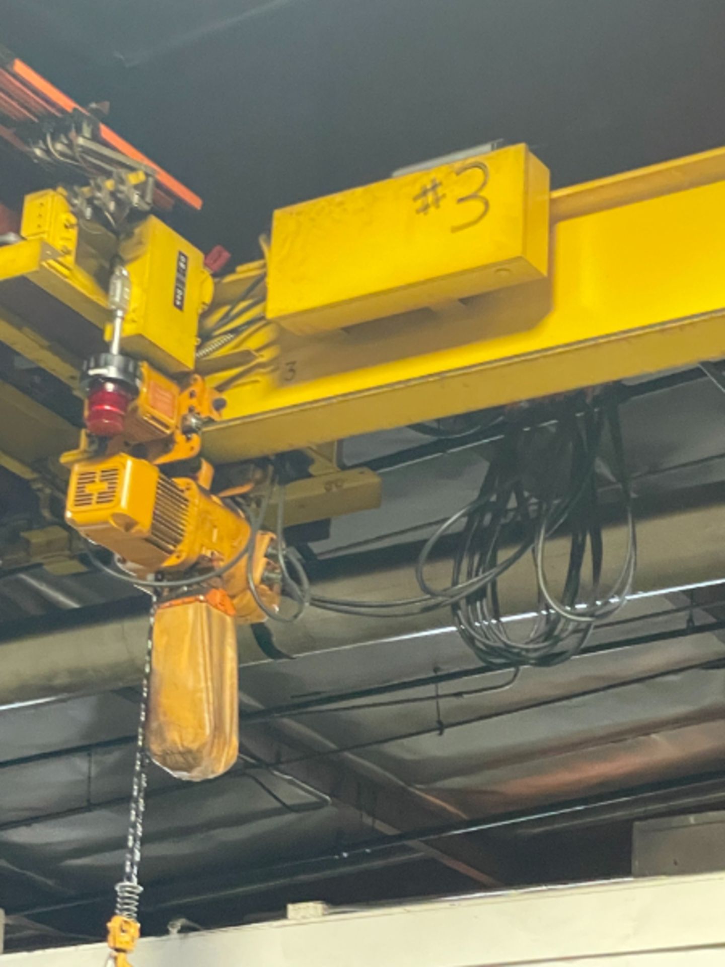Ace 2 Ton Undercarriage Crane W/ 70 Ft Run Way 16 Ft Height - Image 4 of 4