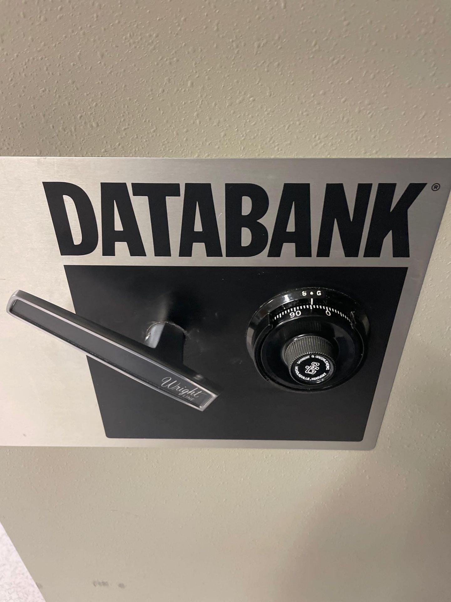 Databank Safe - Image 2 of 4