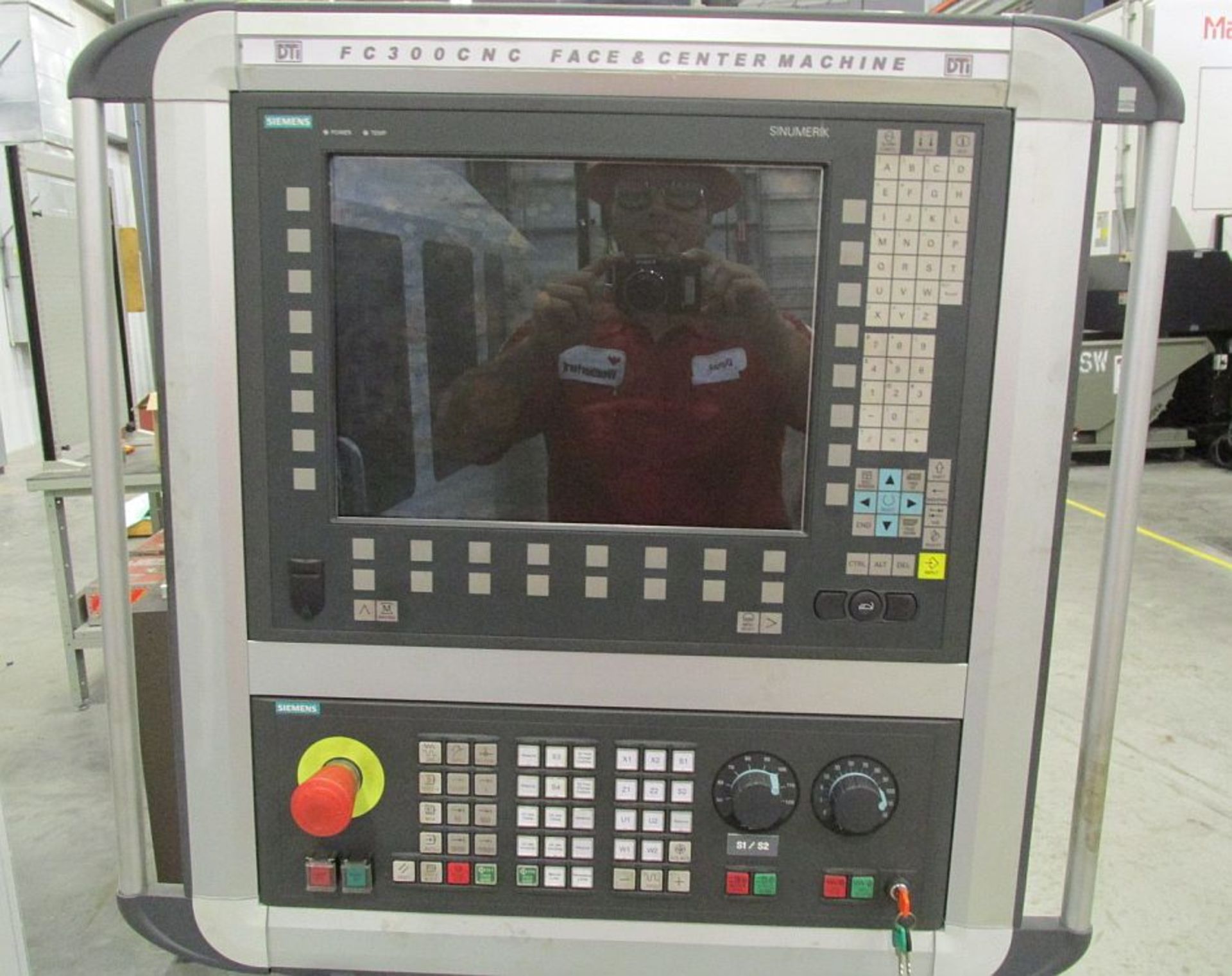 DTI FC300CNC CNC Facing & Centering Machine, Siemens Sinumerik, 12" max OD x 105.7" L, New 2012 - Image 4 of 8