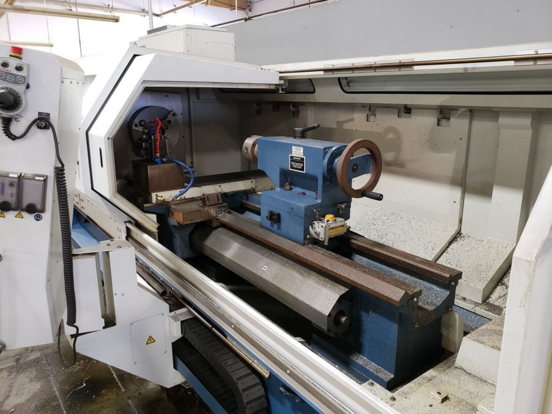 Romi C680 CNC Flat Bed Lathe, Siemens 802D SL PRO Teach-in control, 26.8" Swing x 78.7" centers, - Image 4 of 7