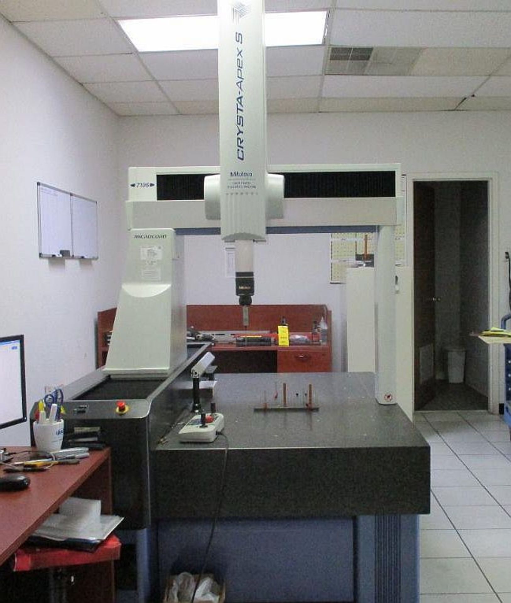 Mitutoyo Crysta Apex S 7106 DCC CMM, 27.3" x 39.4" x 23.4", MCosmos v4.1, PH-10MQ Probe, New 2015