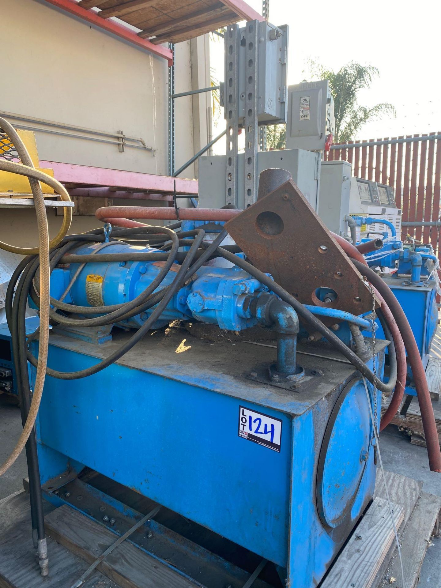 7.5 HP Hydraulic Pump Unit *Condition Unknown* - Image 2 of 2