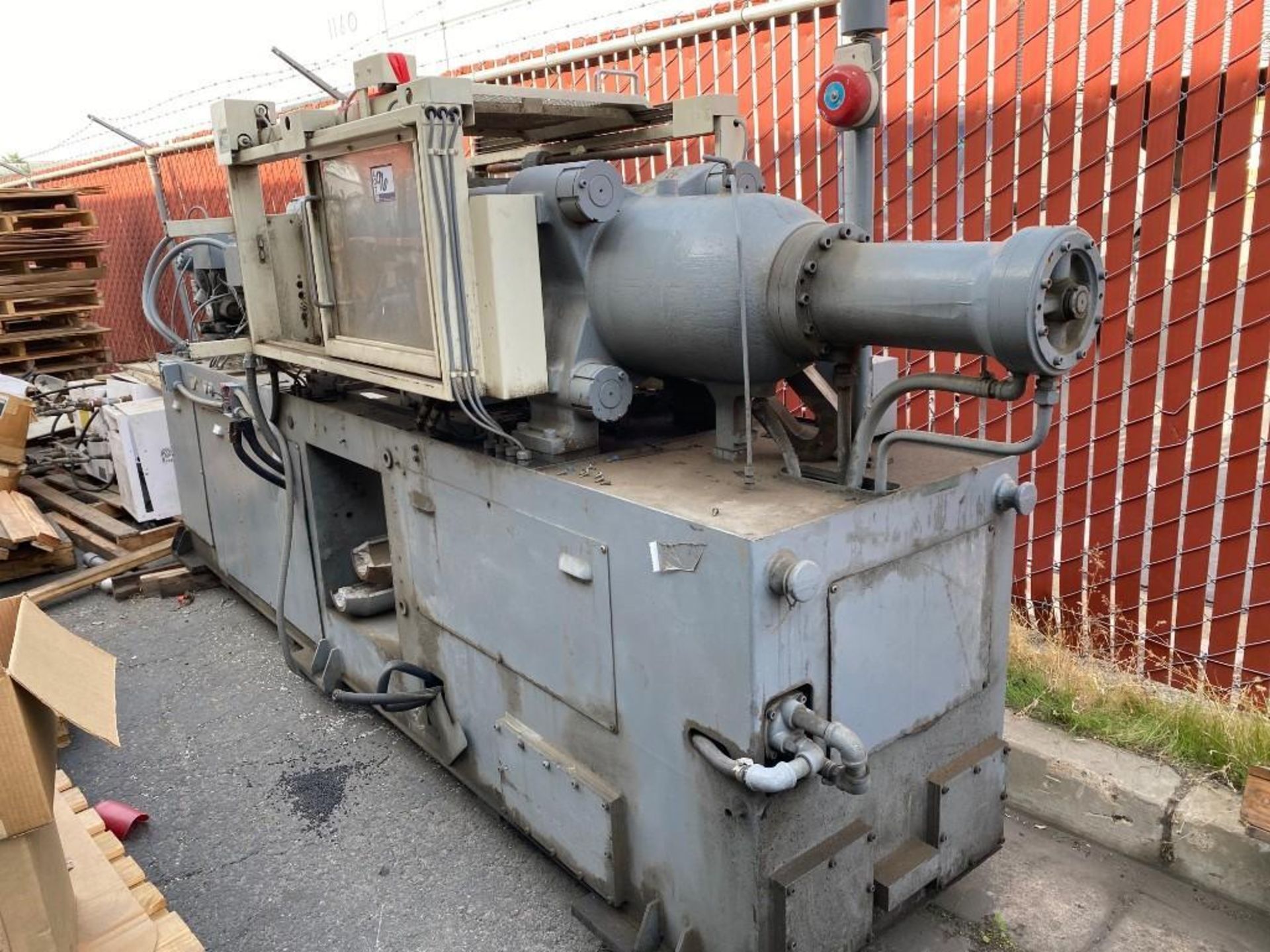 70 Ton Nissei FS75S100SE Injection Molder *Parts Only* - Image 2 of 10