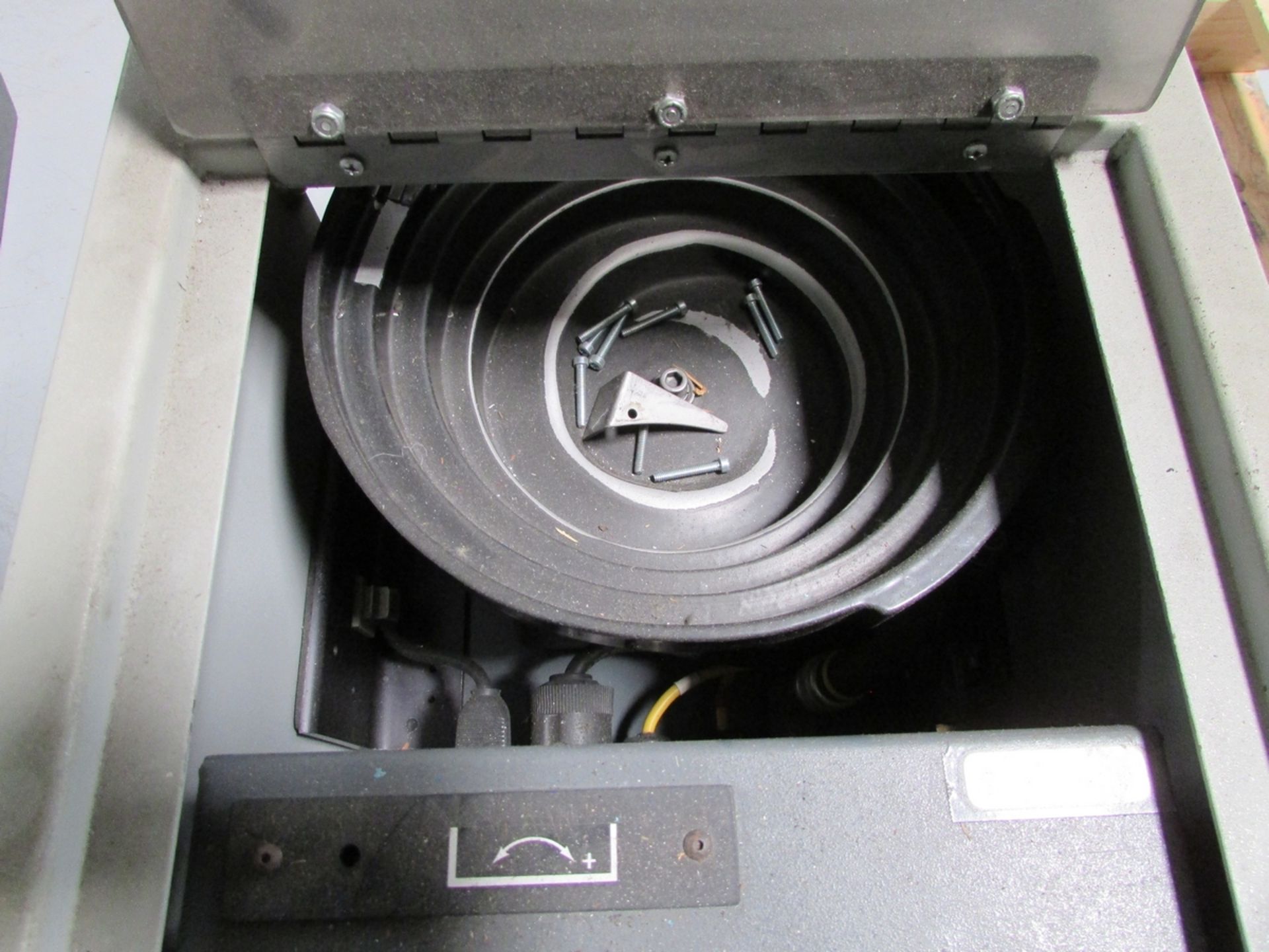 Assembly Automation SA-1.5 Vibratory/Pneumatic Hardware Feeder - Image 6 of 8