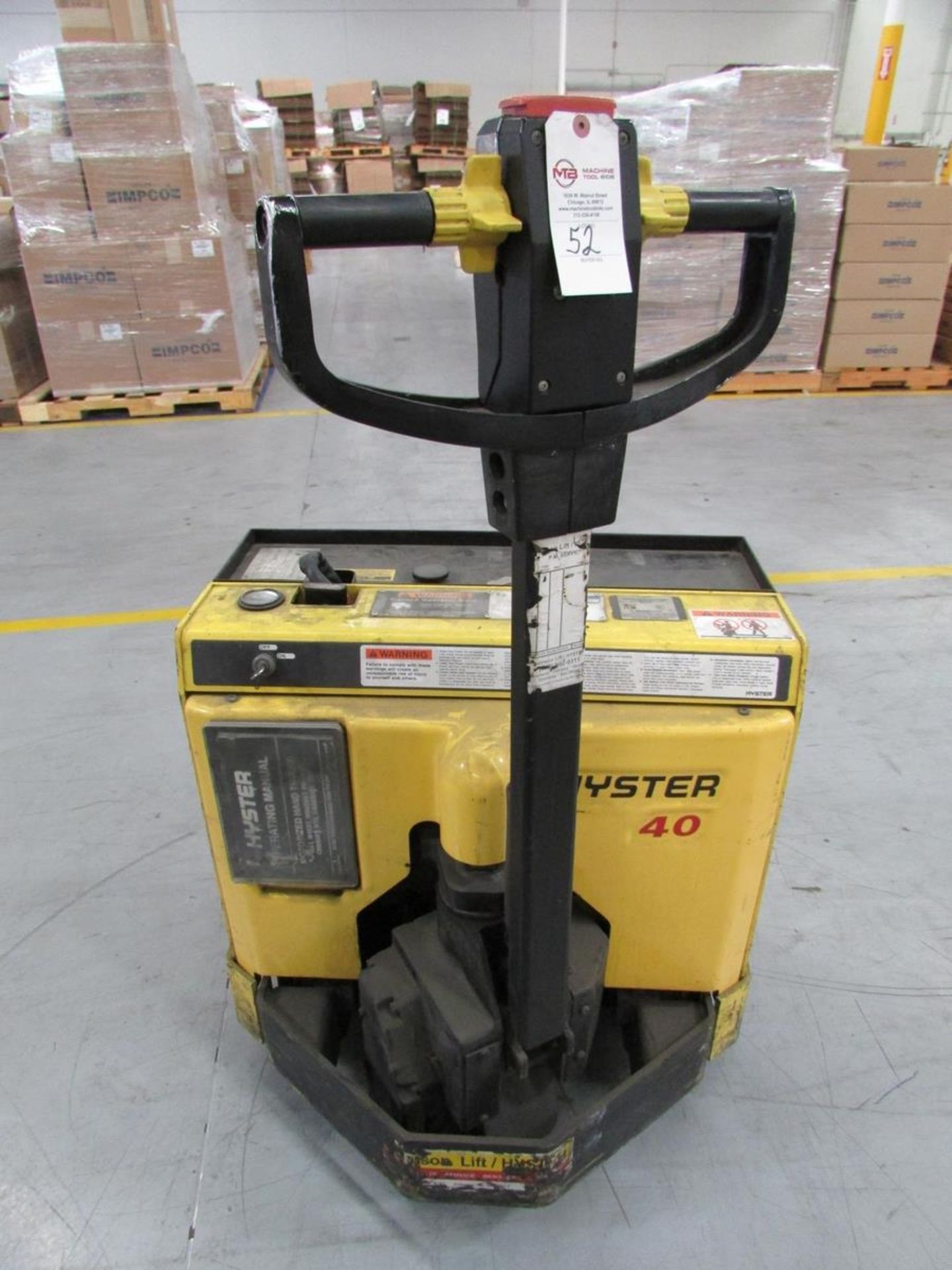 Hyster W40XT 4,000Lb 24V Electric Pallet Lift Truck (2000) - Image 14 of 24
