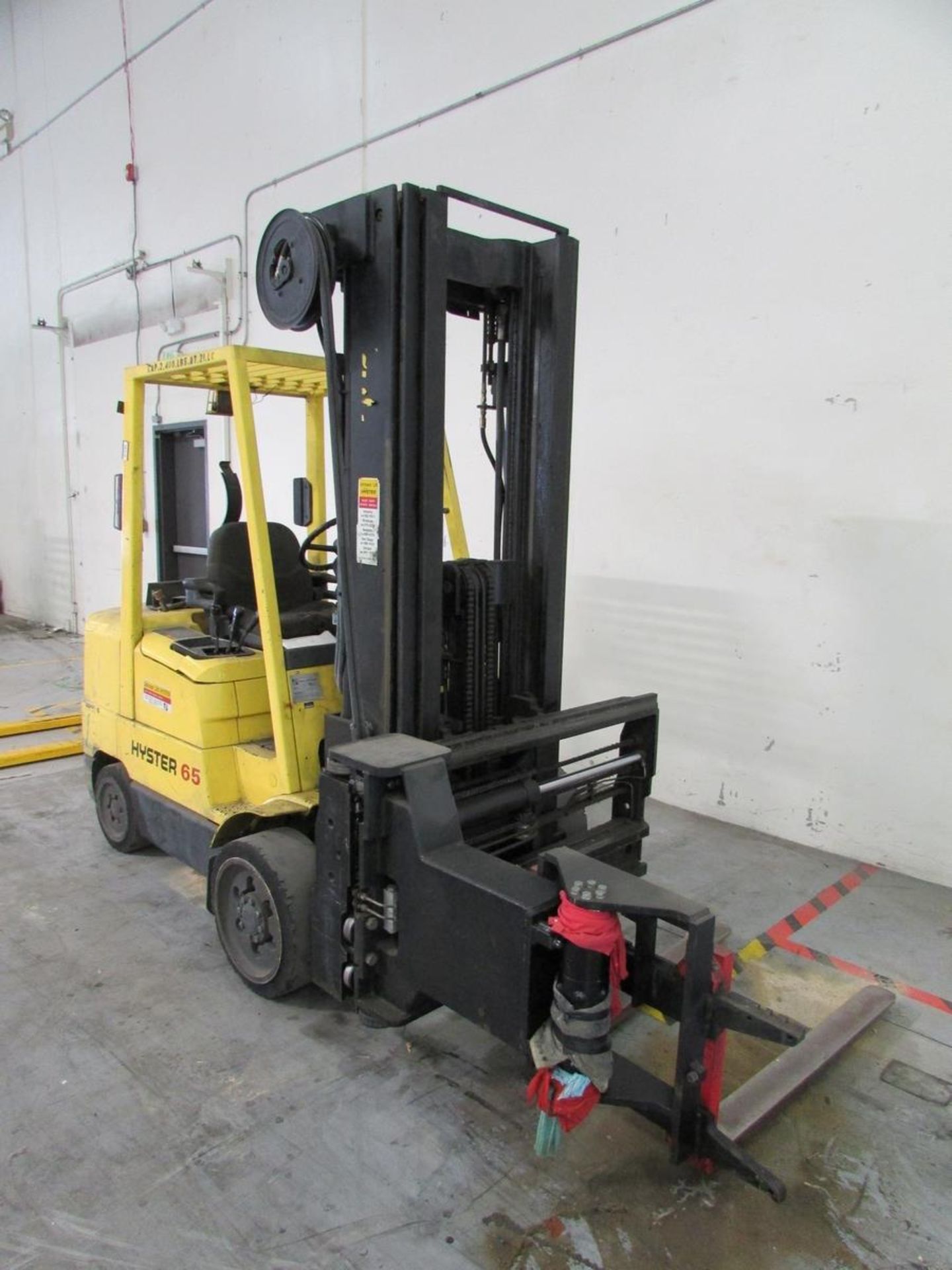 Hyster S65XM 2400 Lb. LP Fork Truck