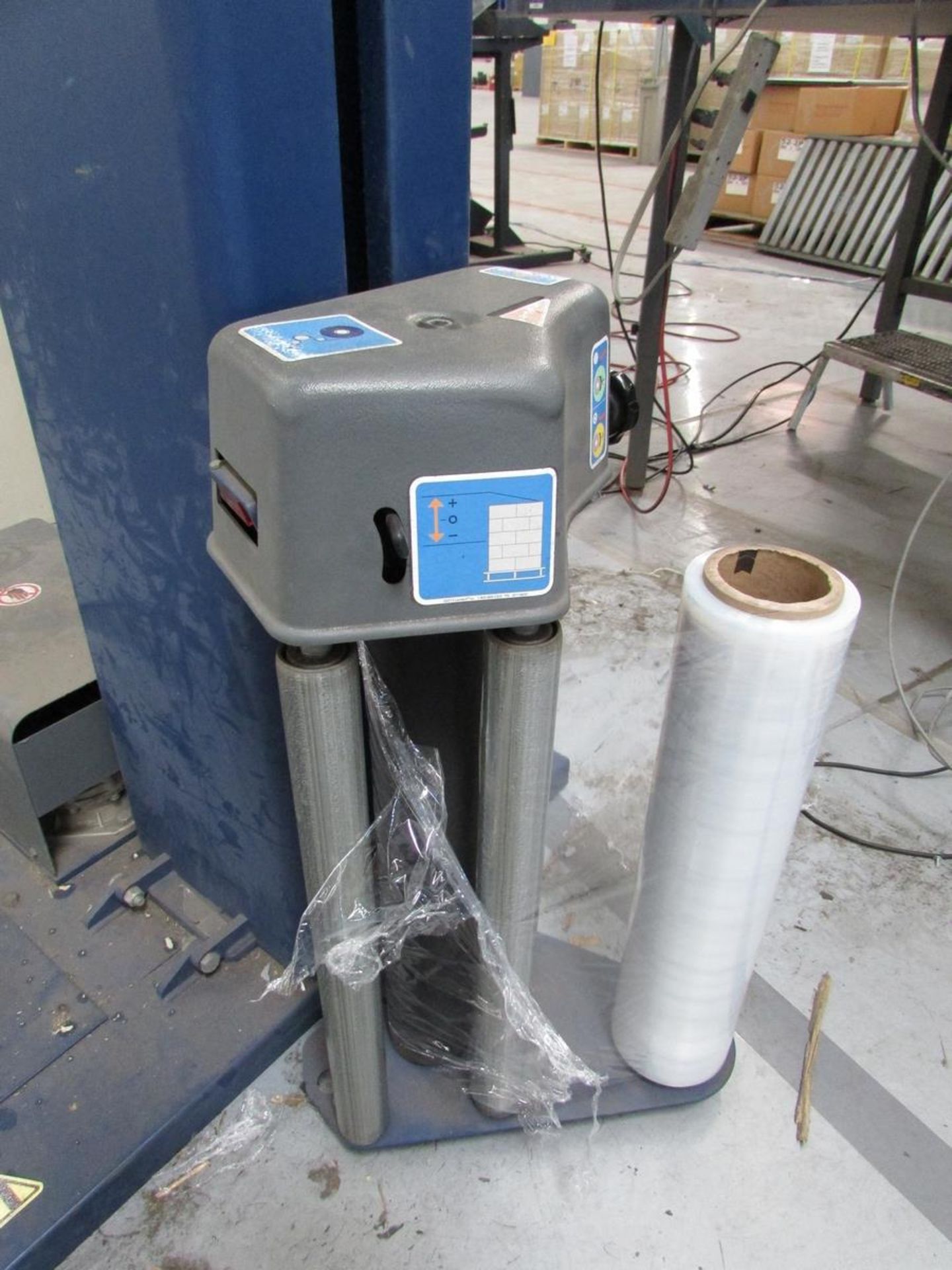 Lantech G-Series Auto Stretch Wrap Machine (2014) - Image 12 of 18