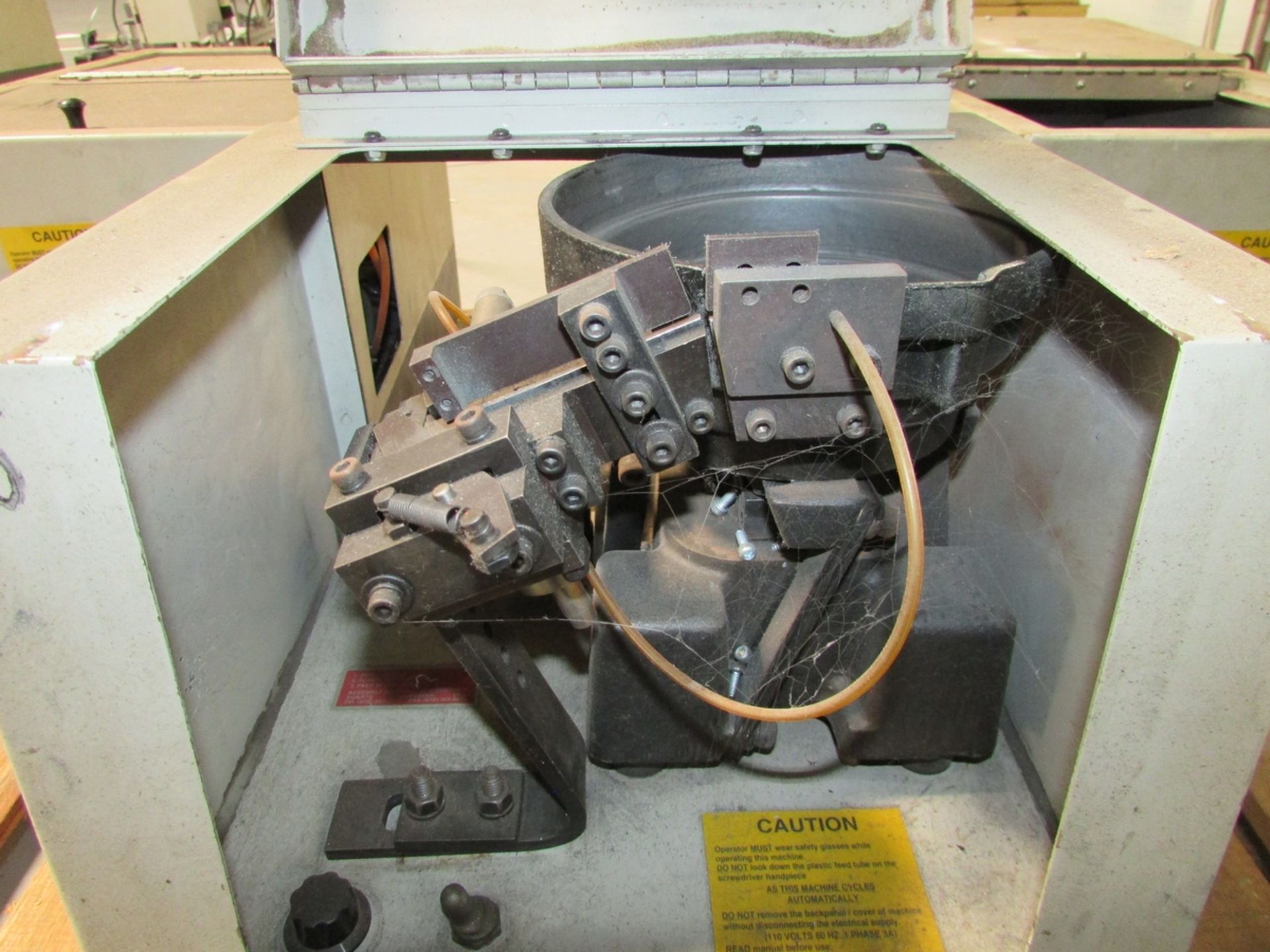 Assembly Automation SA-1M Vibratory/Pneumatic Hardware Feeder - Image 7 of 8