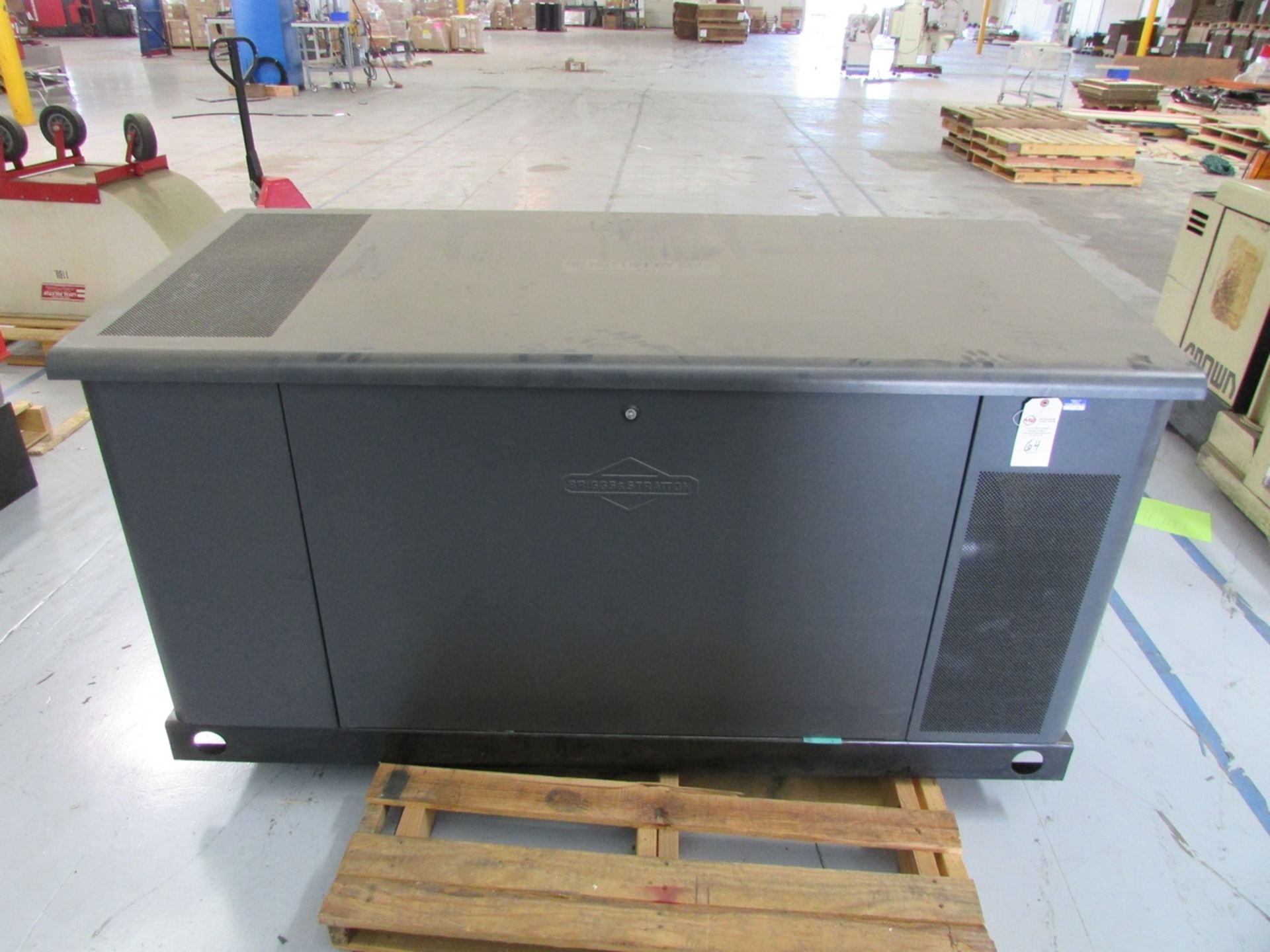 Briggs & Stratton 25-BSPP2-0 25Kw CNG/LPG Standby Generator (2013) - Image 4 of 36