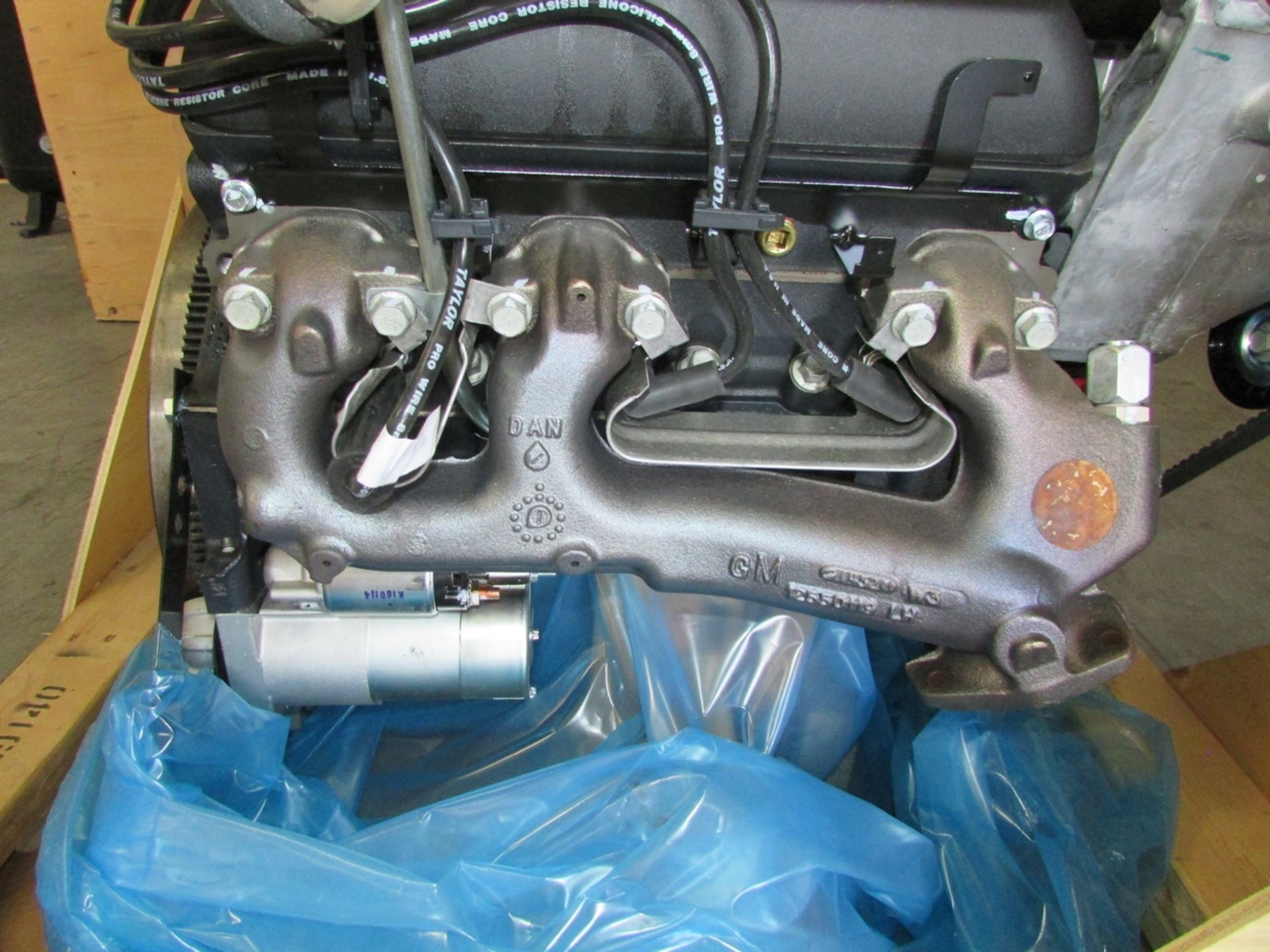 Unused GM LT90L43-P102 Vortec V6 4.3L Forklift/Genset Engine - Image 12 of 20