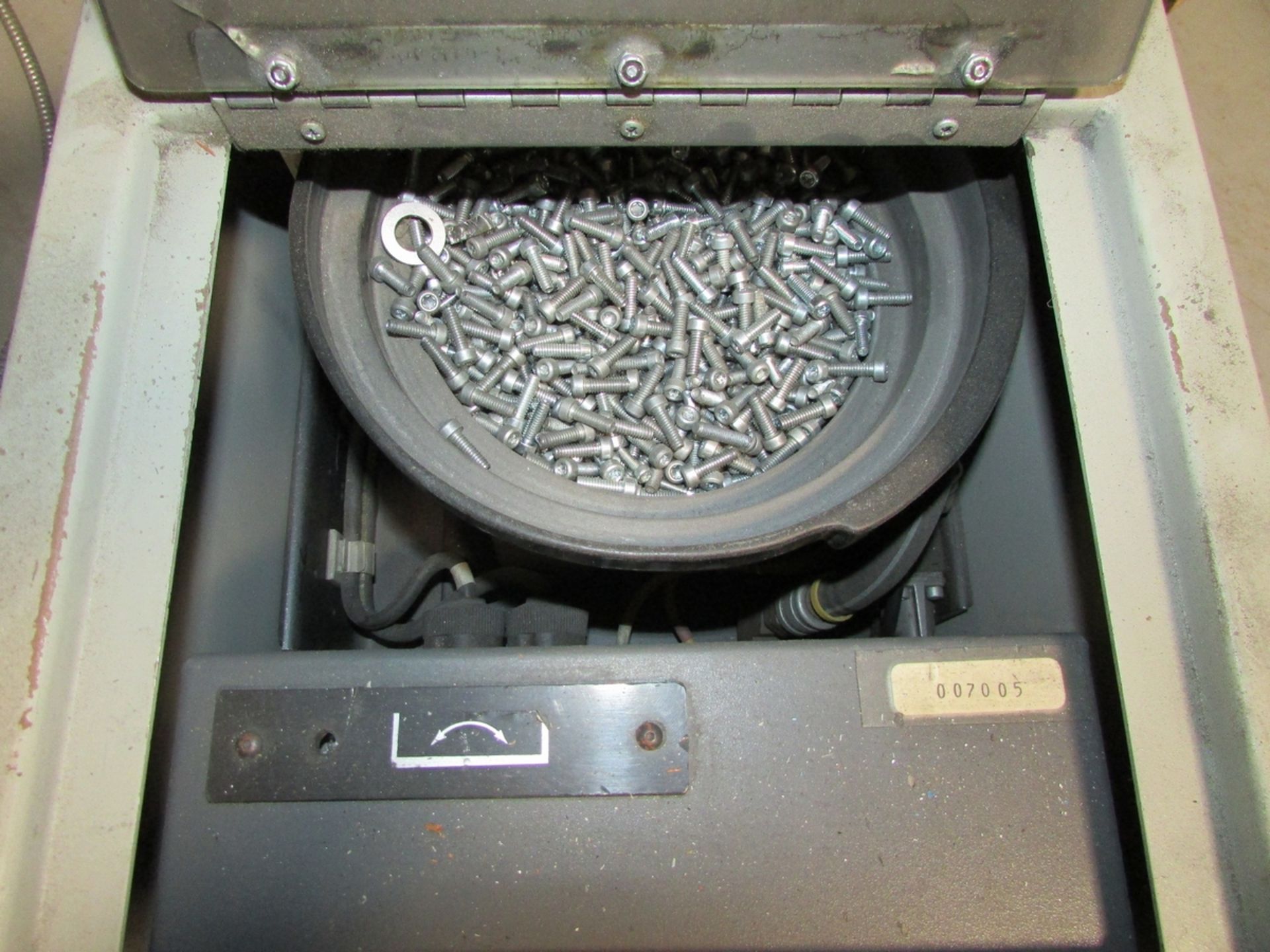 Assembly Automation SA-1.5 Vibratory/Pneumatic Hardware Feeder - Image 6 of 8