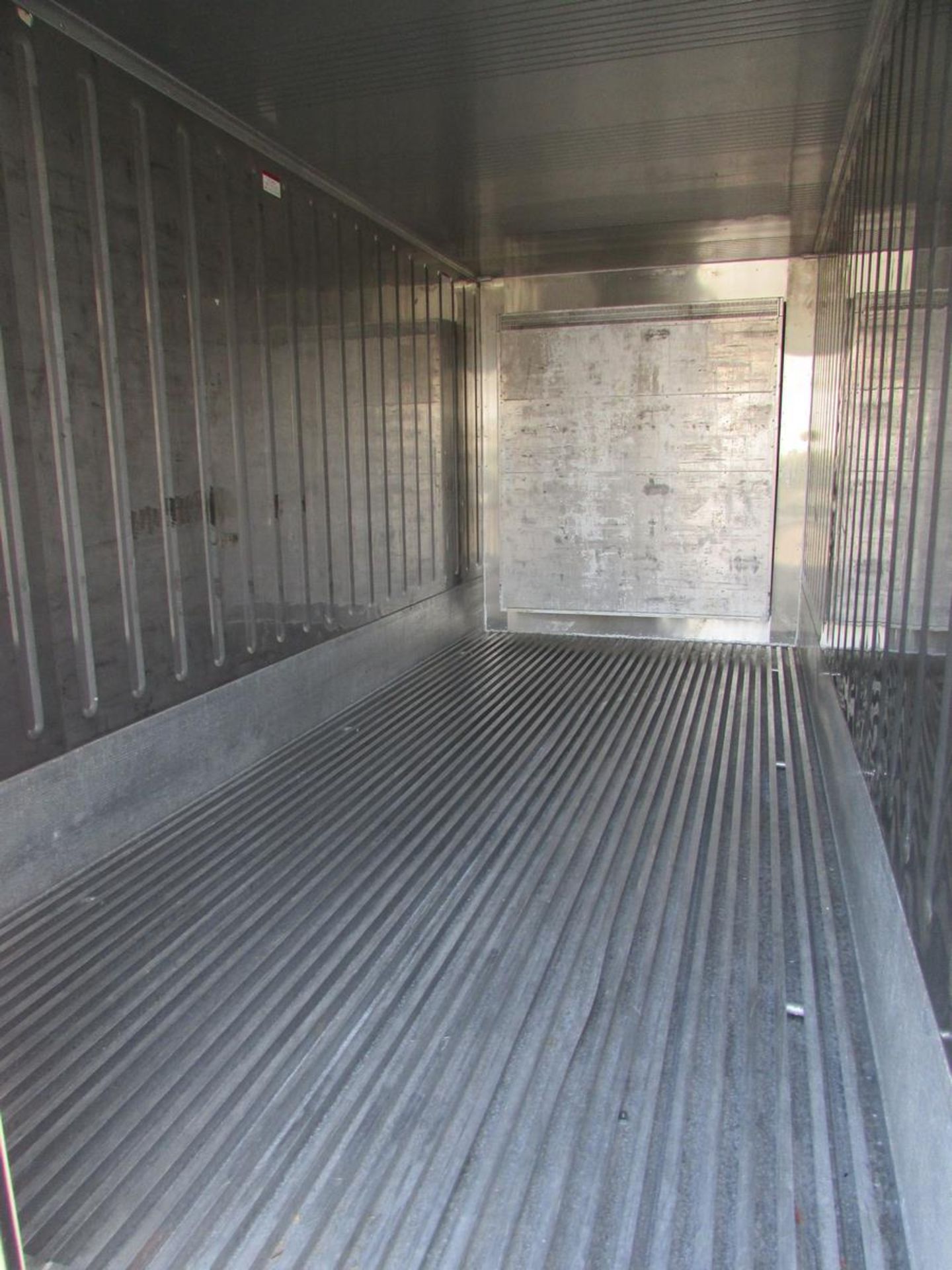 Martin 20' Dry Refrigerated Shipping Container (2006) - Image 21 of 22