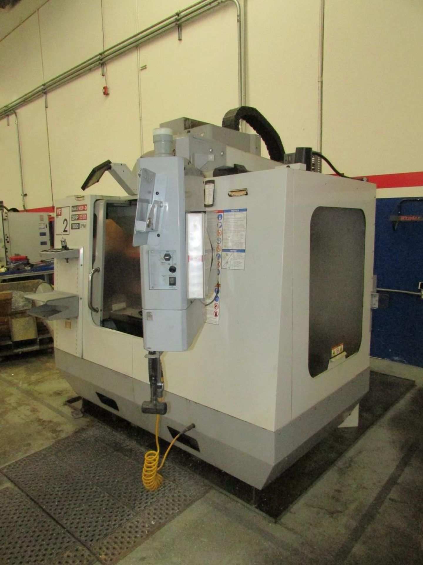 Haas VF2D Vertical CNC Machining Center (2007) - Image 29 of 48