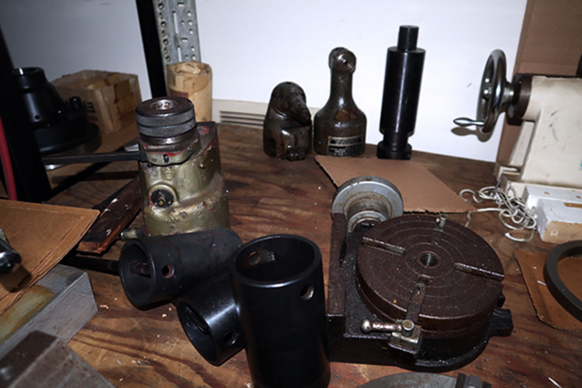 Accessories and tooling for Lathe - Image 6 of 9
