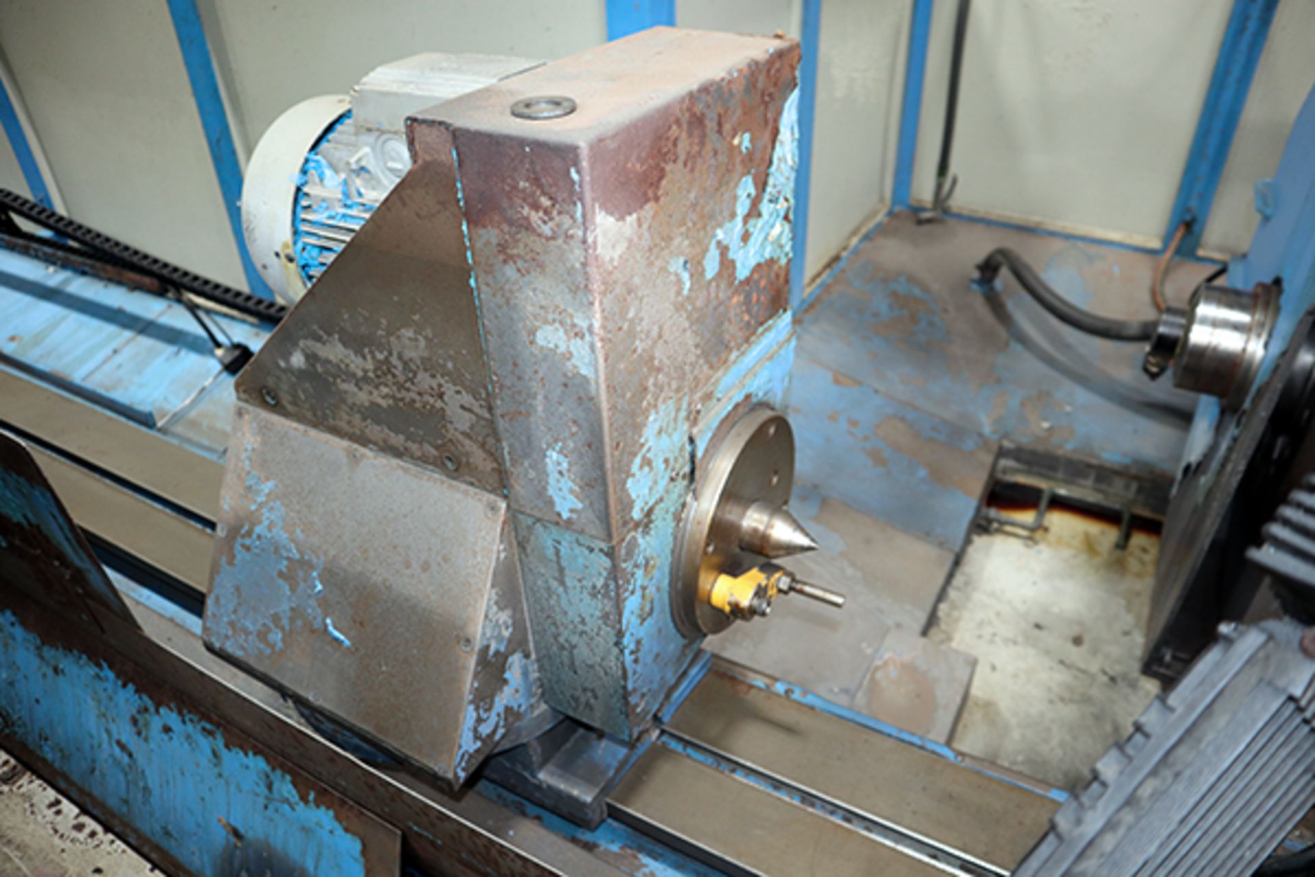 Hol Monta UB 50 Cylindrical Grinding Machine (2014) - Image 7 of 10