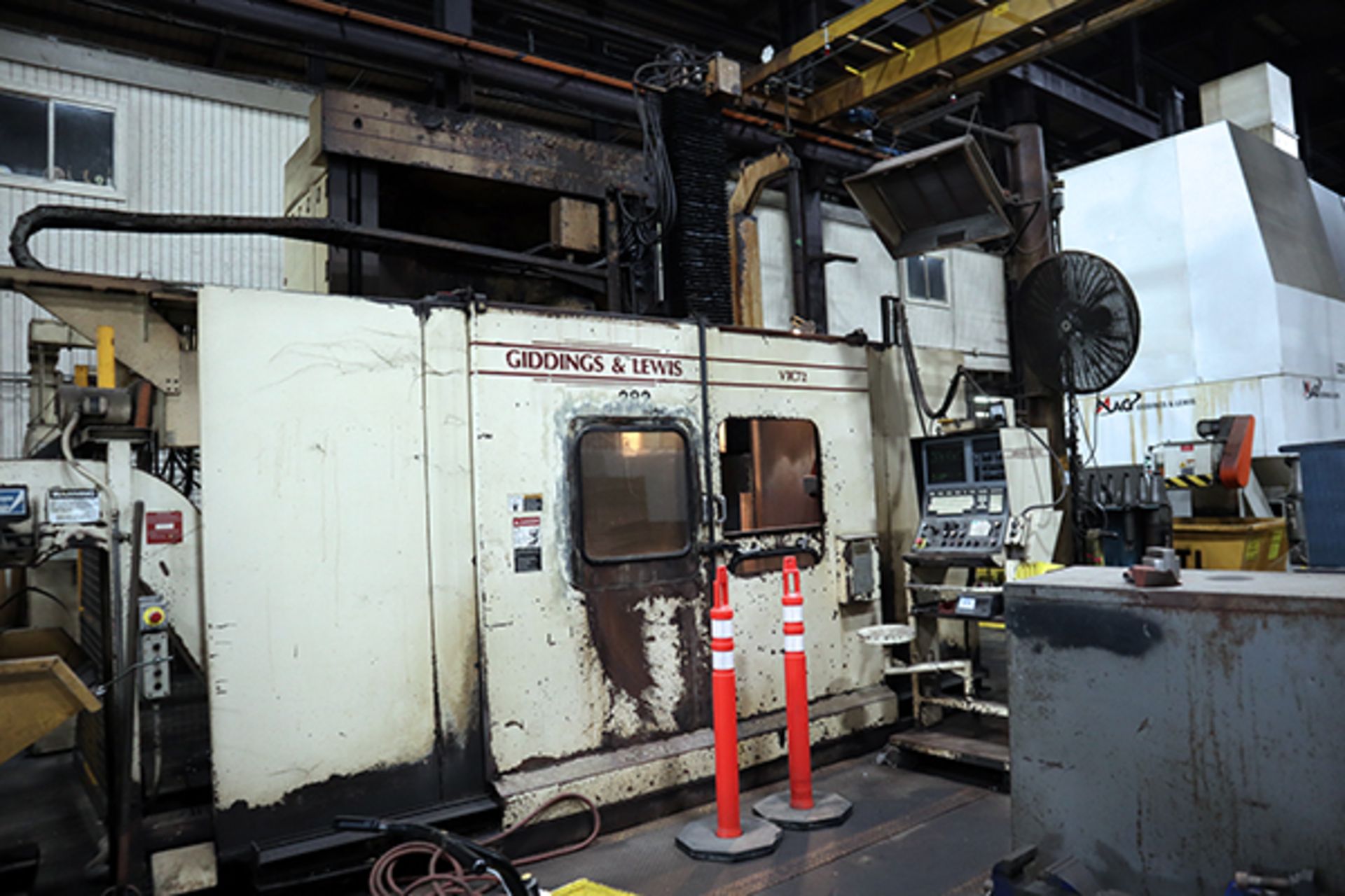 Giddings & Lewis VTC72 Vertical Turret Lathe (1992)