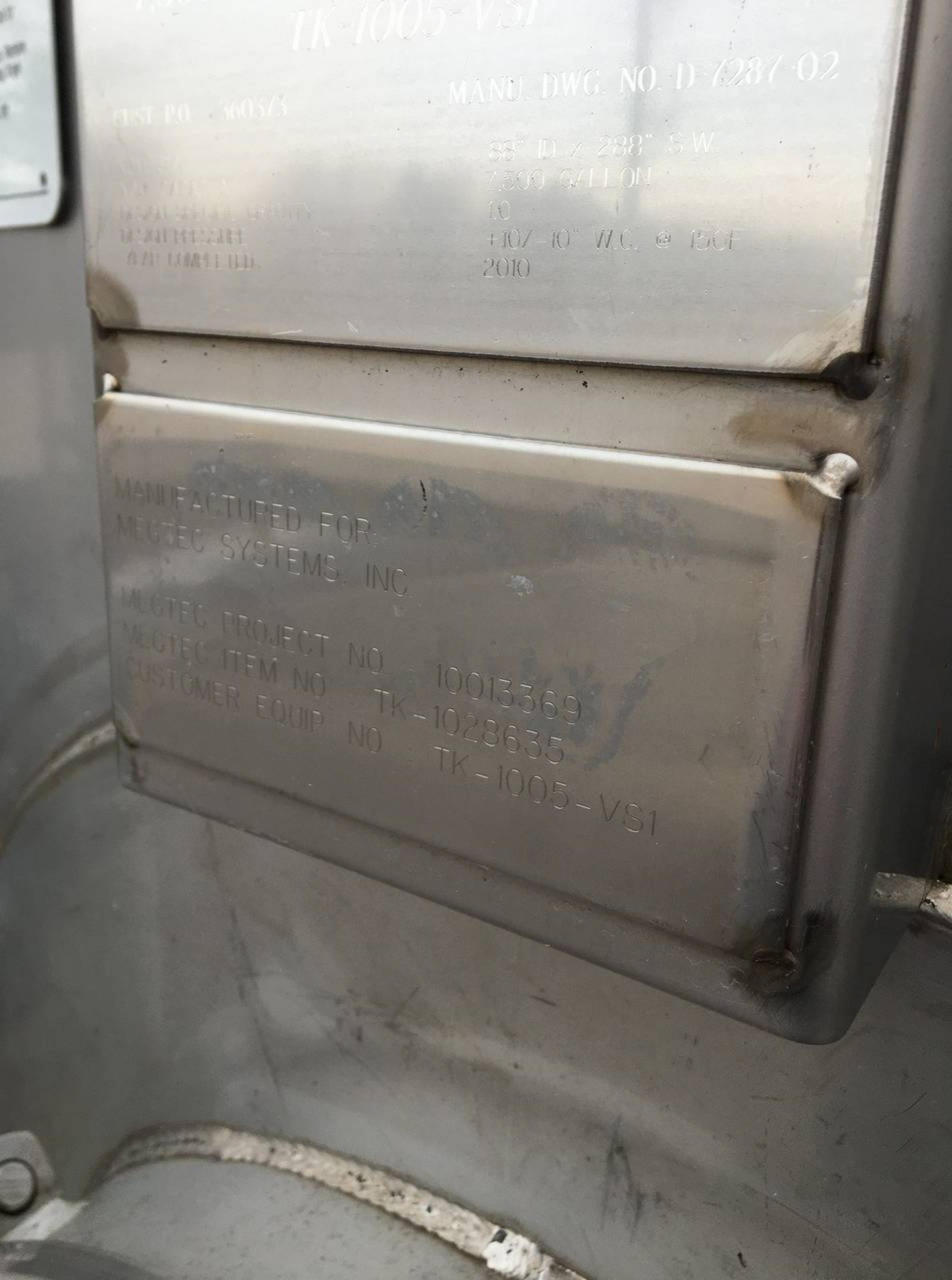 2011 Apache 7,500 Gallon Stainless Storage Tank - Image 3 of 5