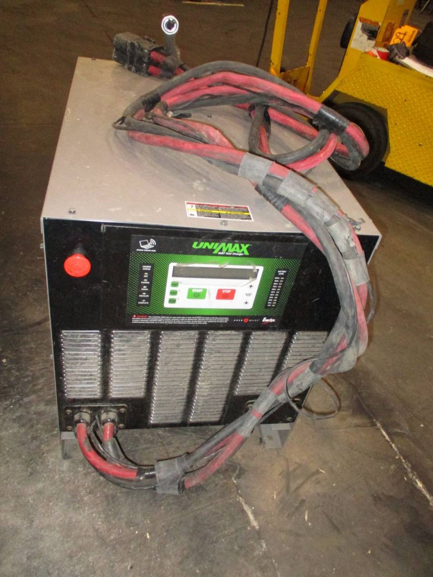 Aker Wade Unimax 30C Battery Charger