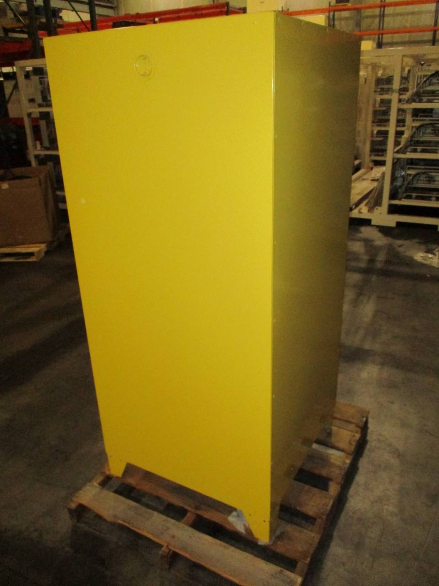 Eagle Tower 1962 LEGS 60 Gallon Flammable Liquid Storage Cabinet - Image 5 of 6