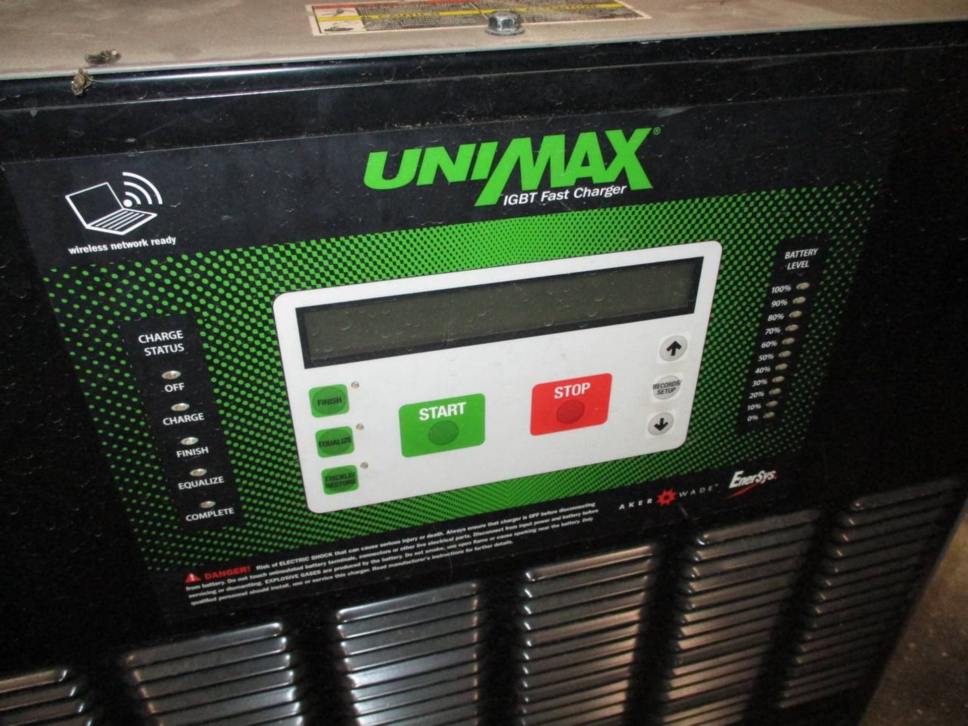 Aker Wade Unimax 30C Battery Charger - Image 2 of 7